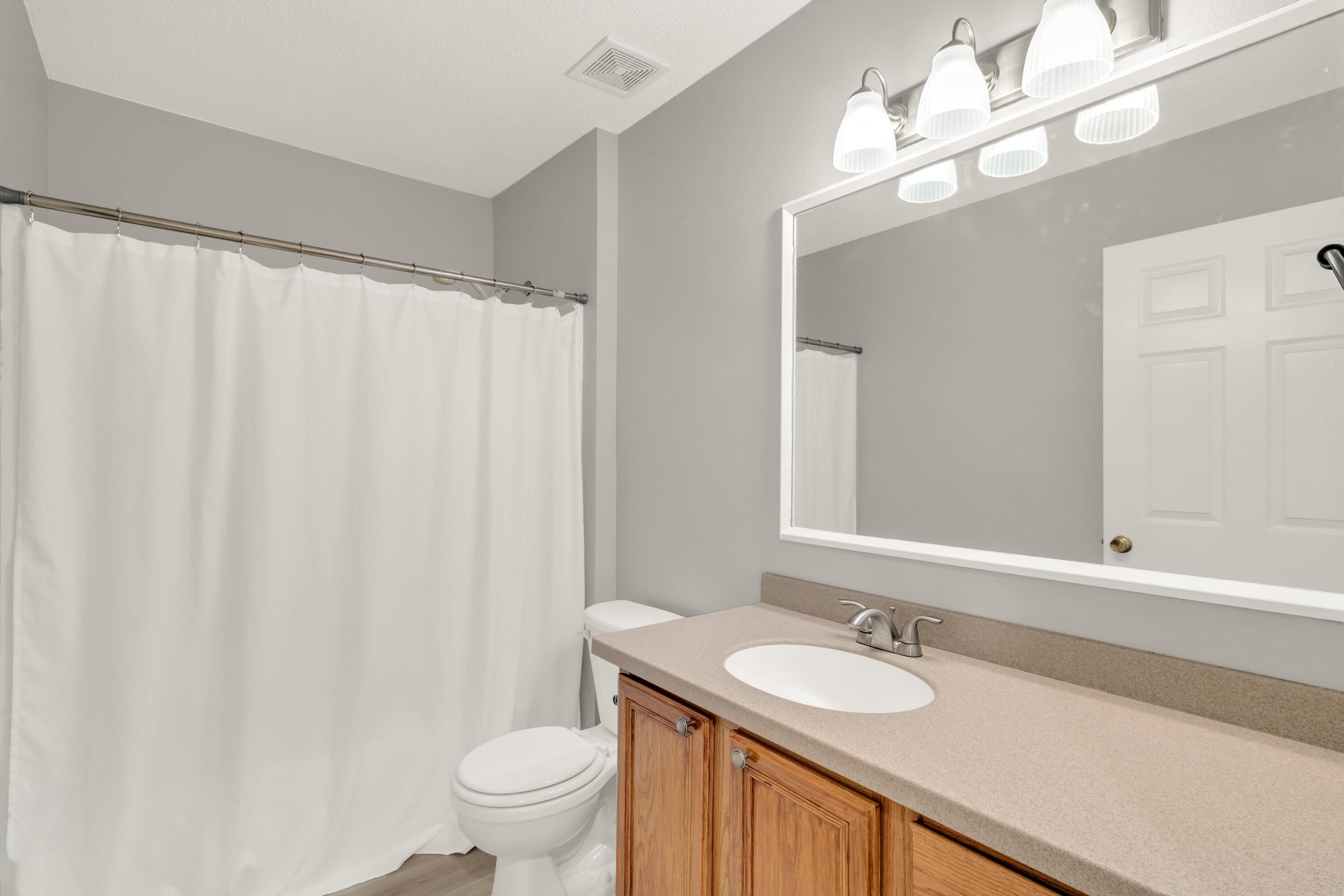 VILLAS AT CHANTILLY THE - Residential