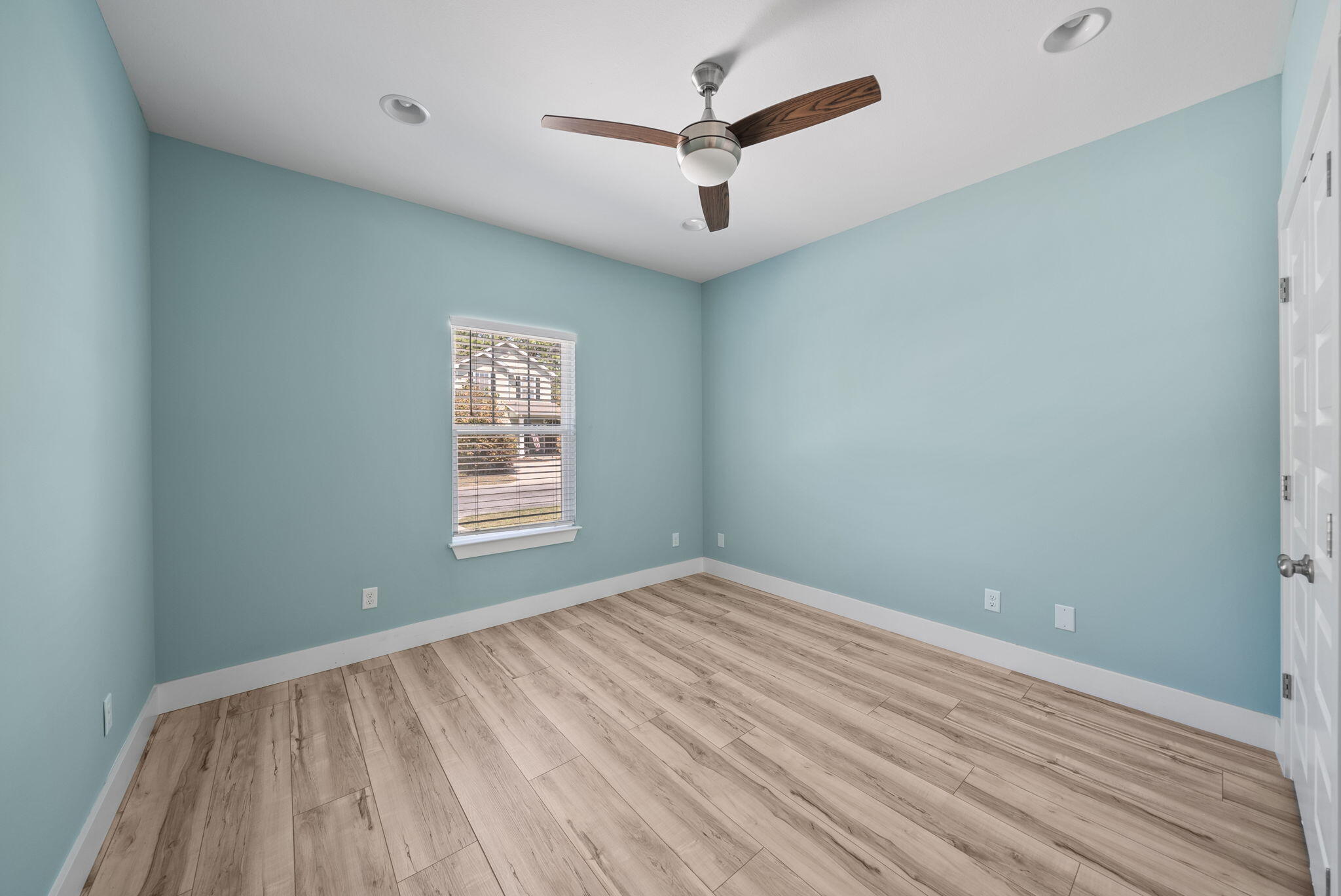 WATER OAKS - Residential