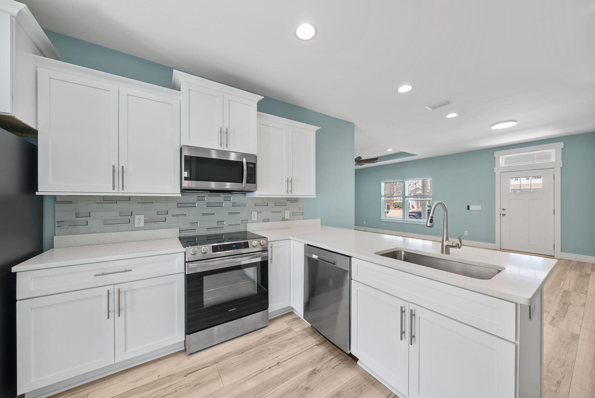 WATER OAKS - Residential