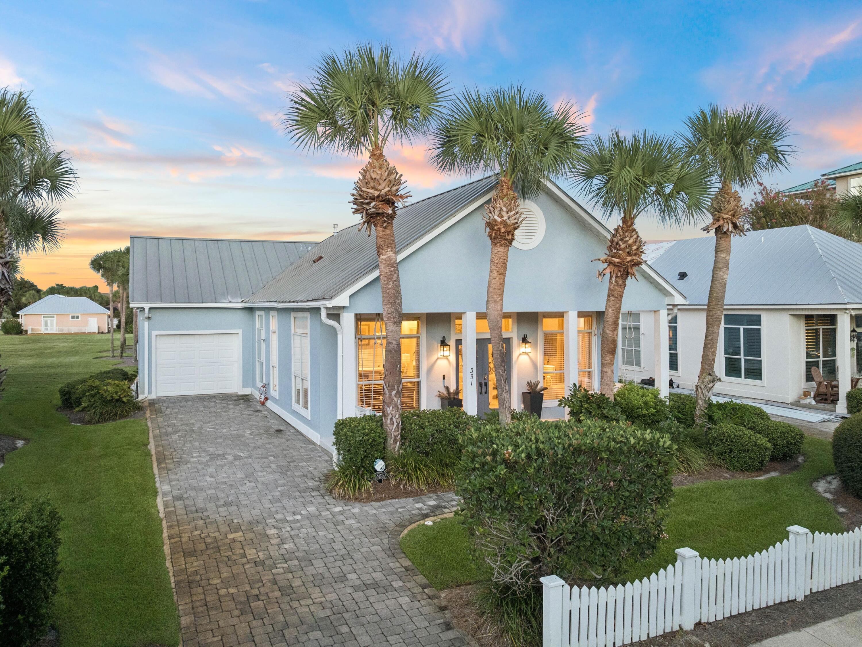 MARAVILLA COTTAGES - Residential