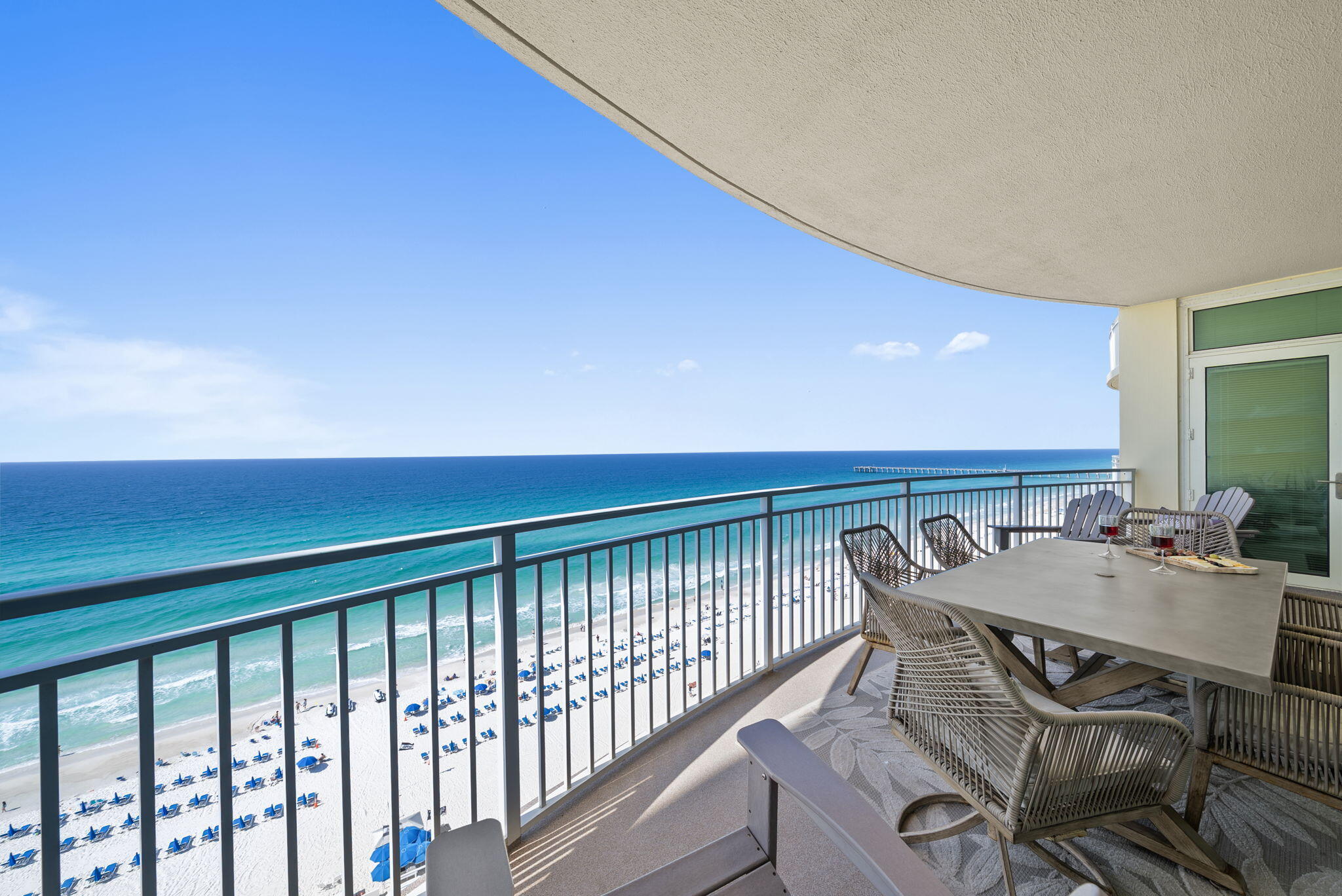 AQUA CONDO - Residential