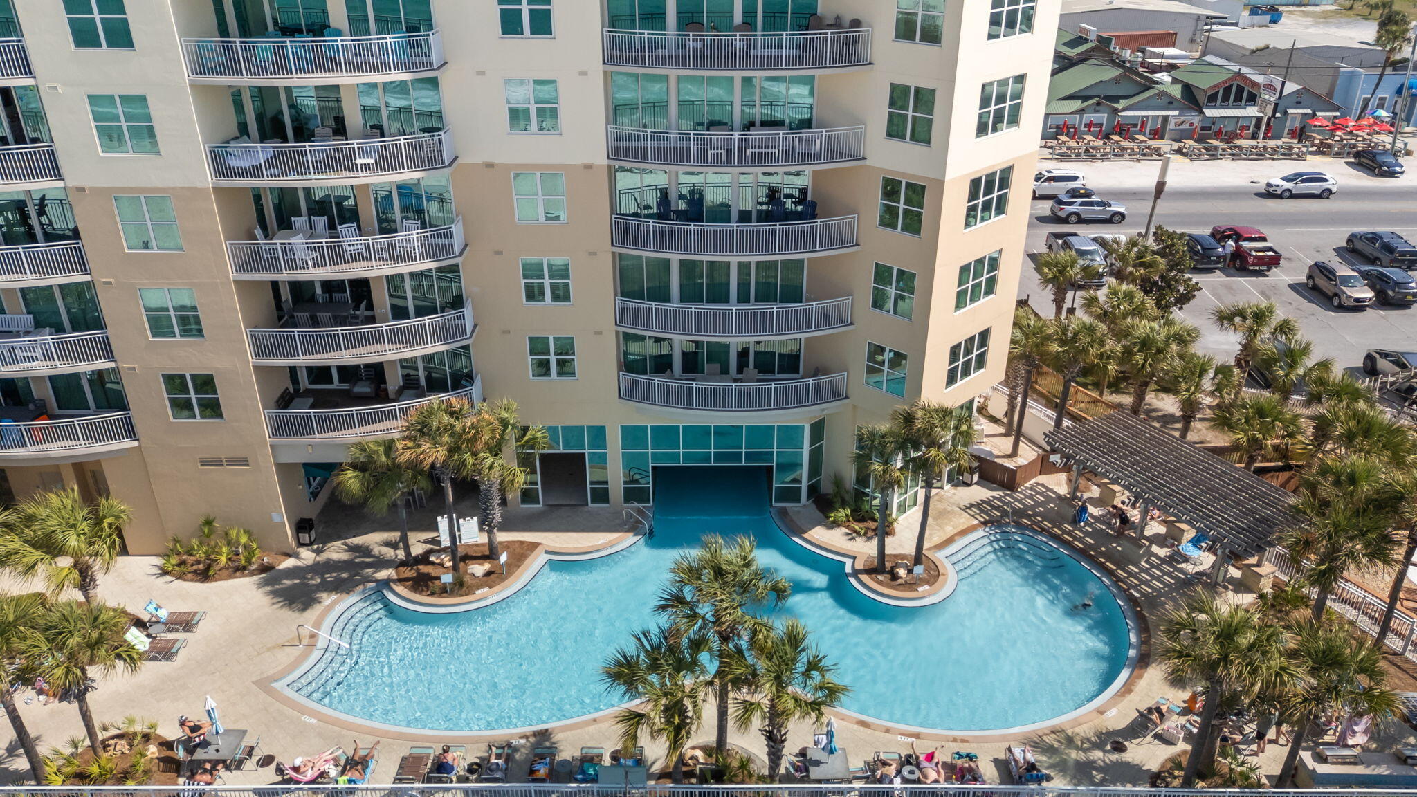 AQUA CONDO - Residential