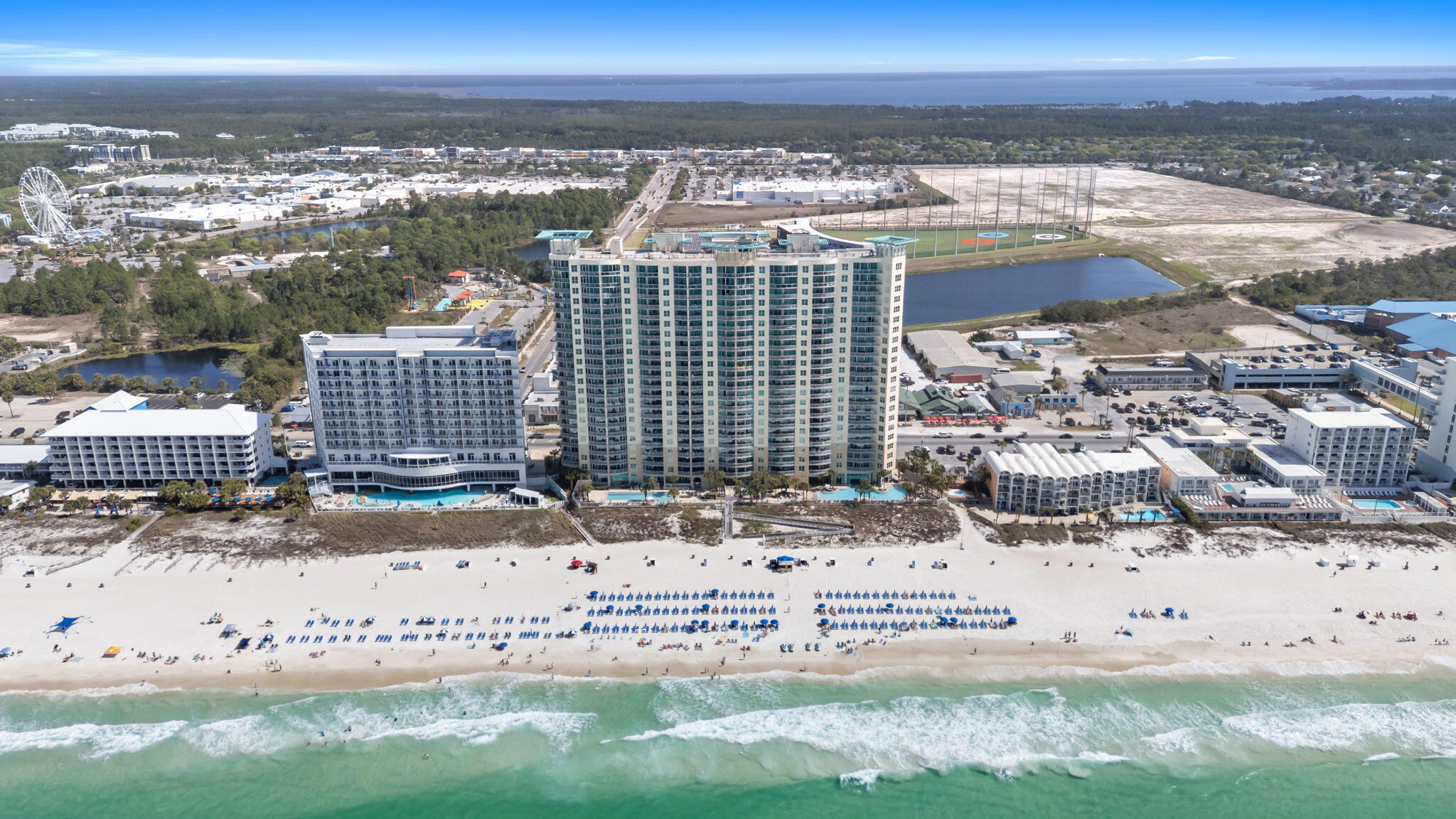 AQUA CONDO - Residential