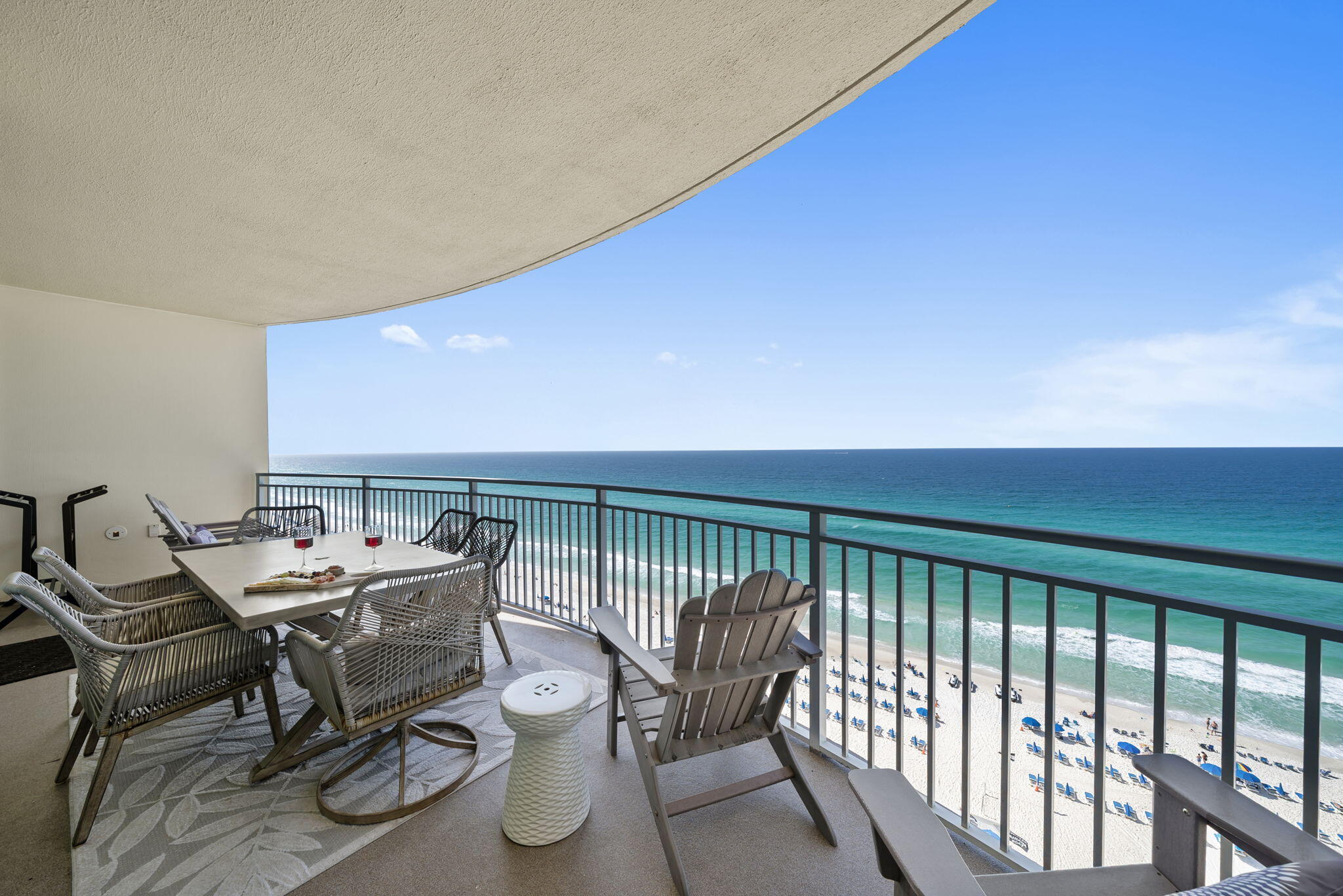 AQUA CONDO - Residential