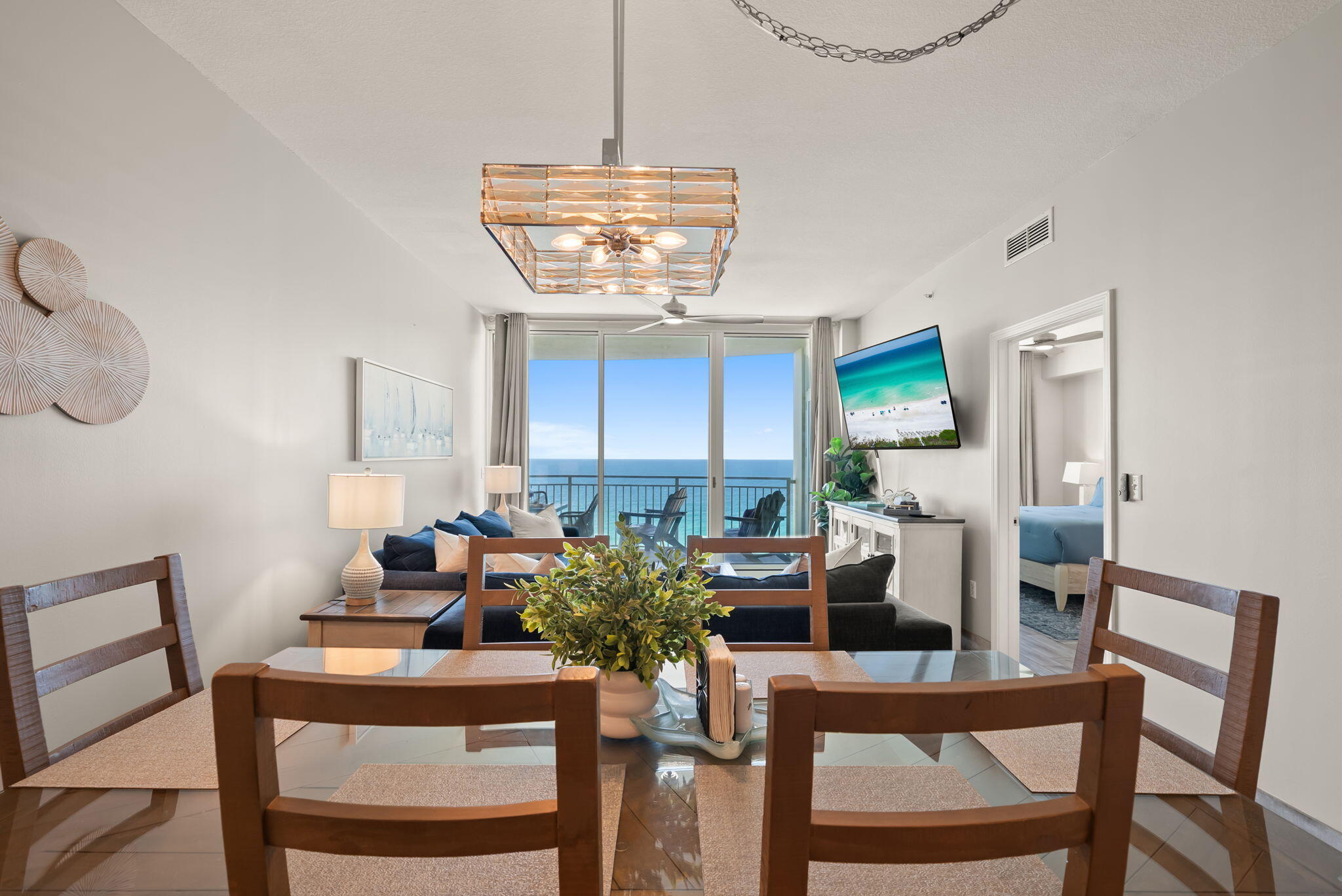 AQUA CONDO - Residential