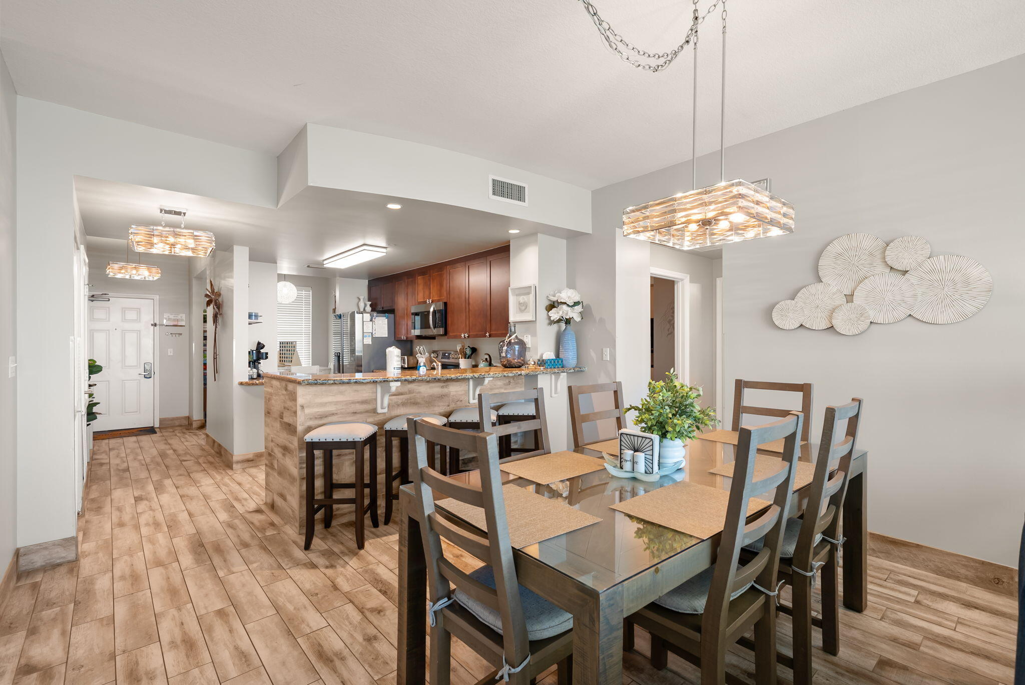 AQUA CONDO - Residential