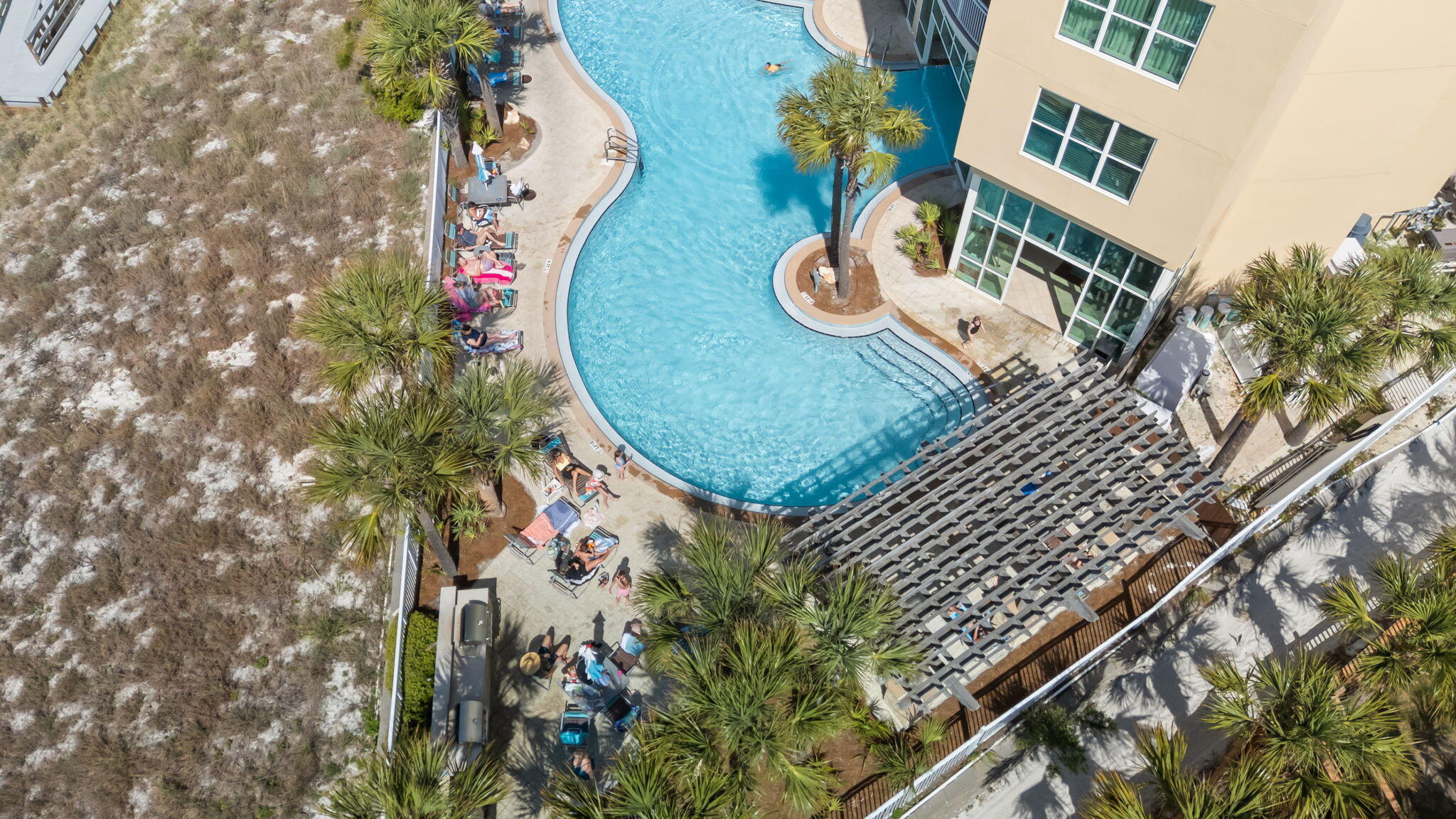AQUA CONDO - Residential