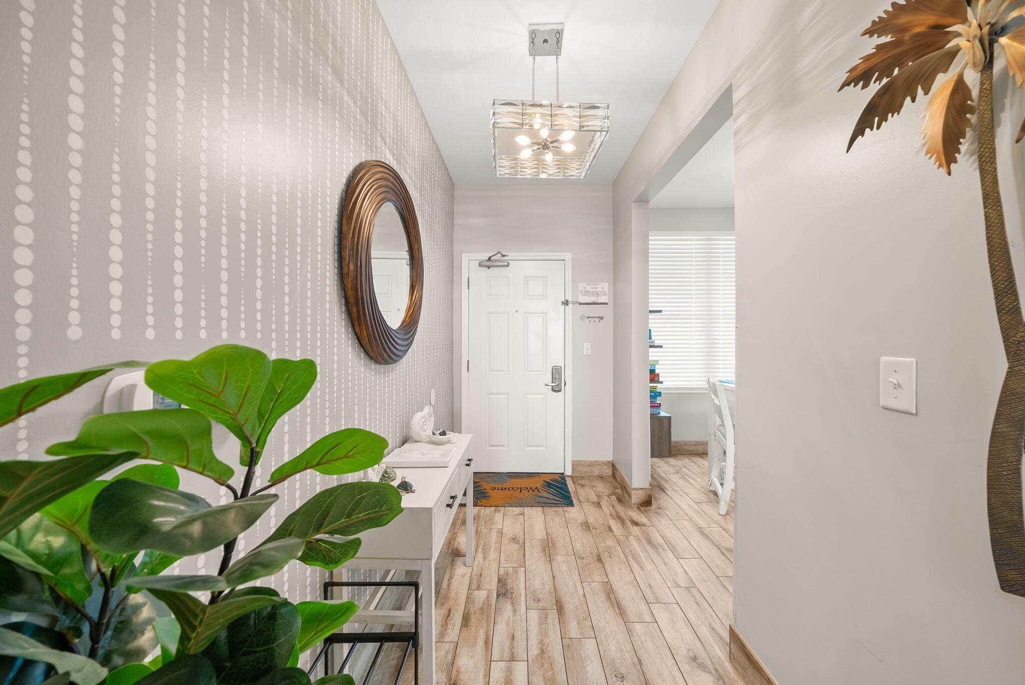 AQUA CONDO - Residential