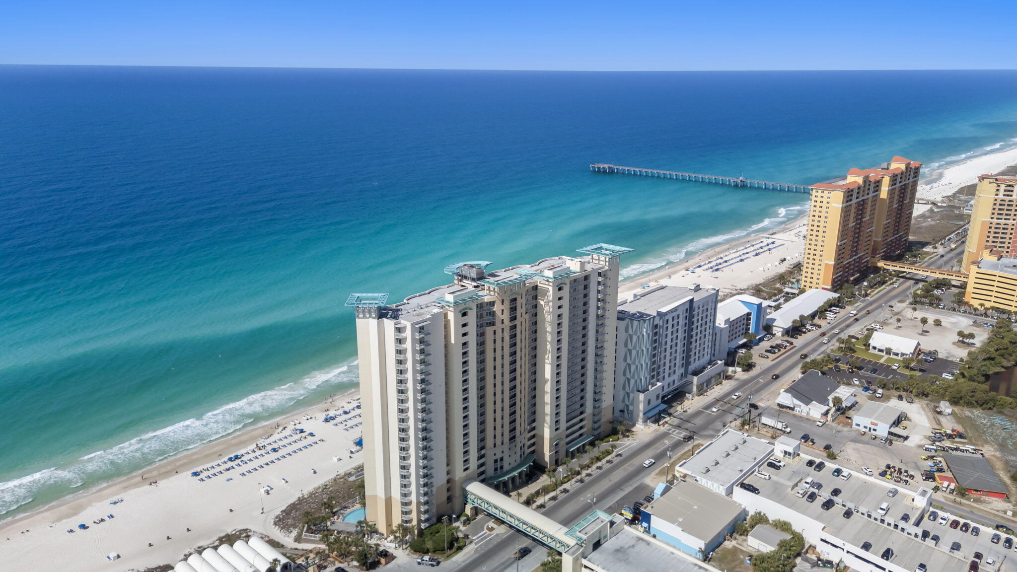 AQUA CONDO - Residential
