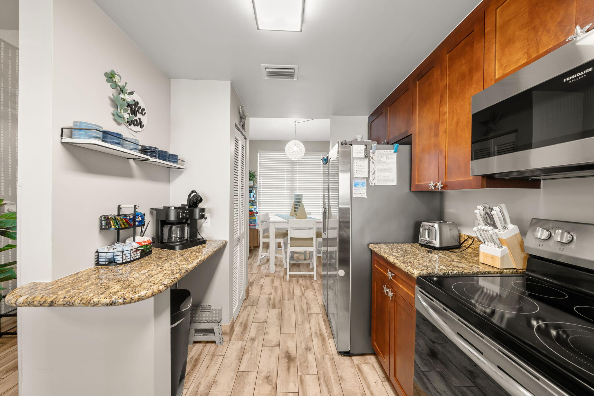 AQUA CONDO - Residential