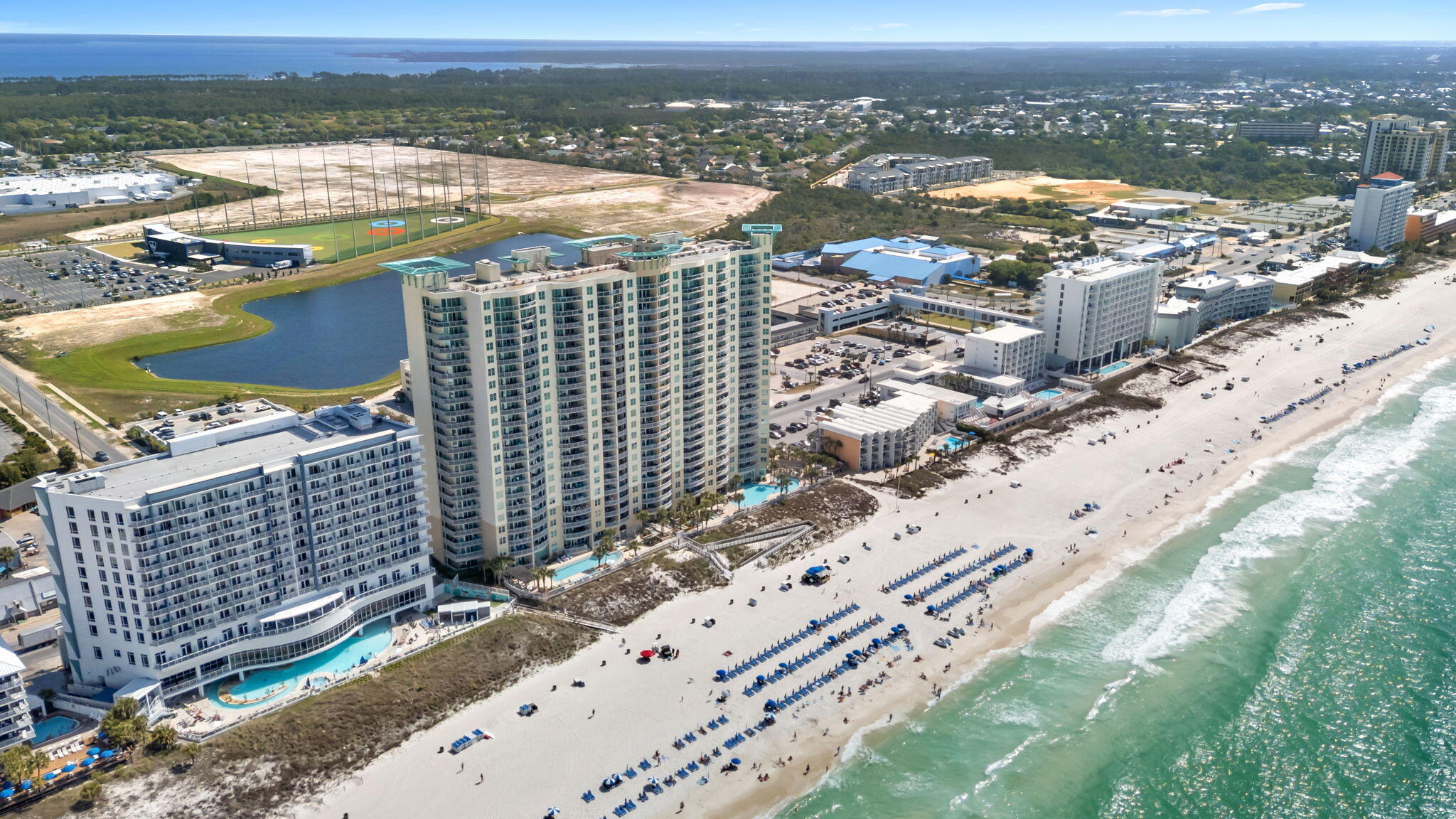AQUA CONDO - Residential