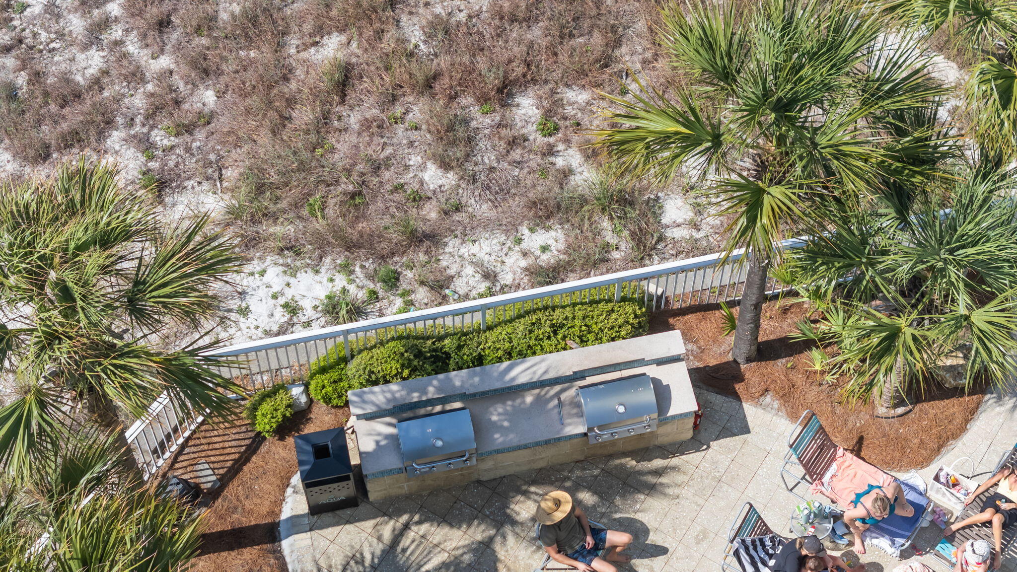 AQUA CONDO - Residential