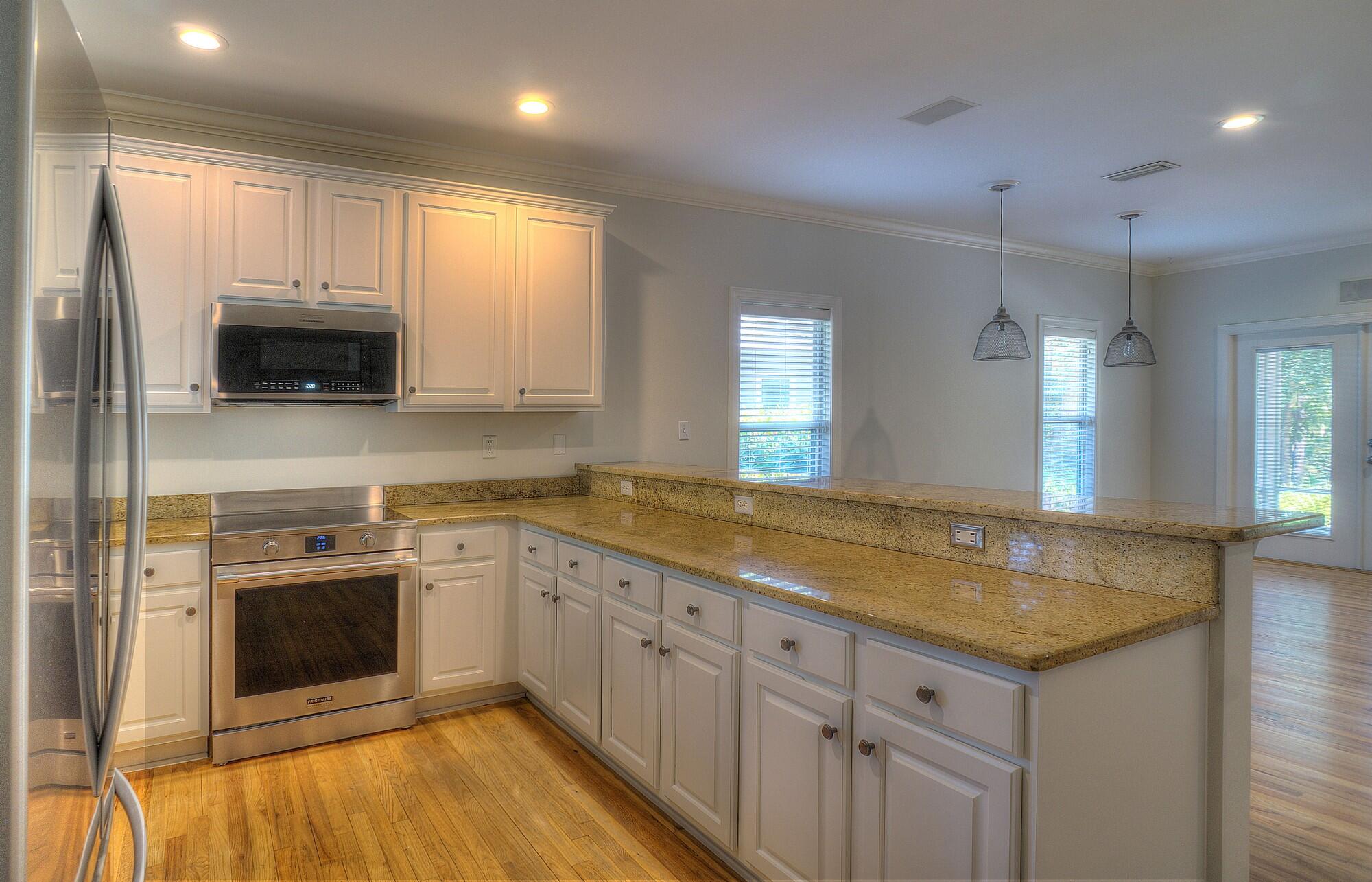 PRESTWICK PLACE - Residential