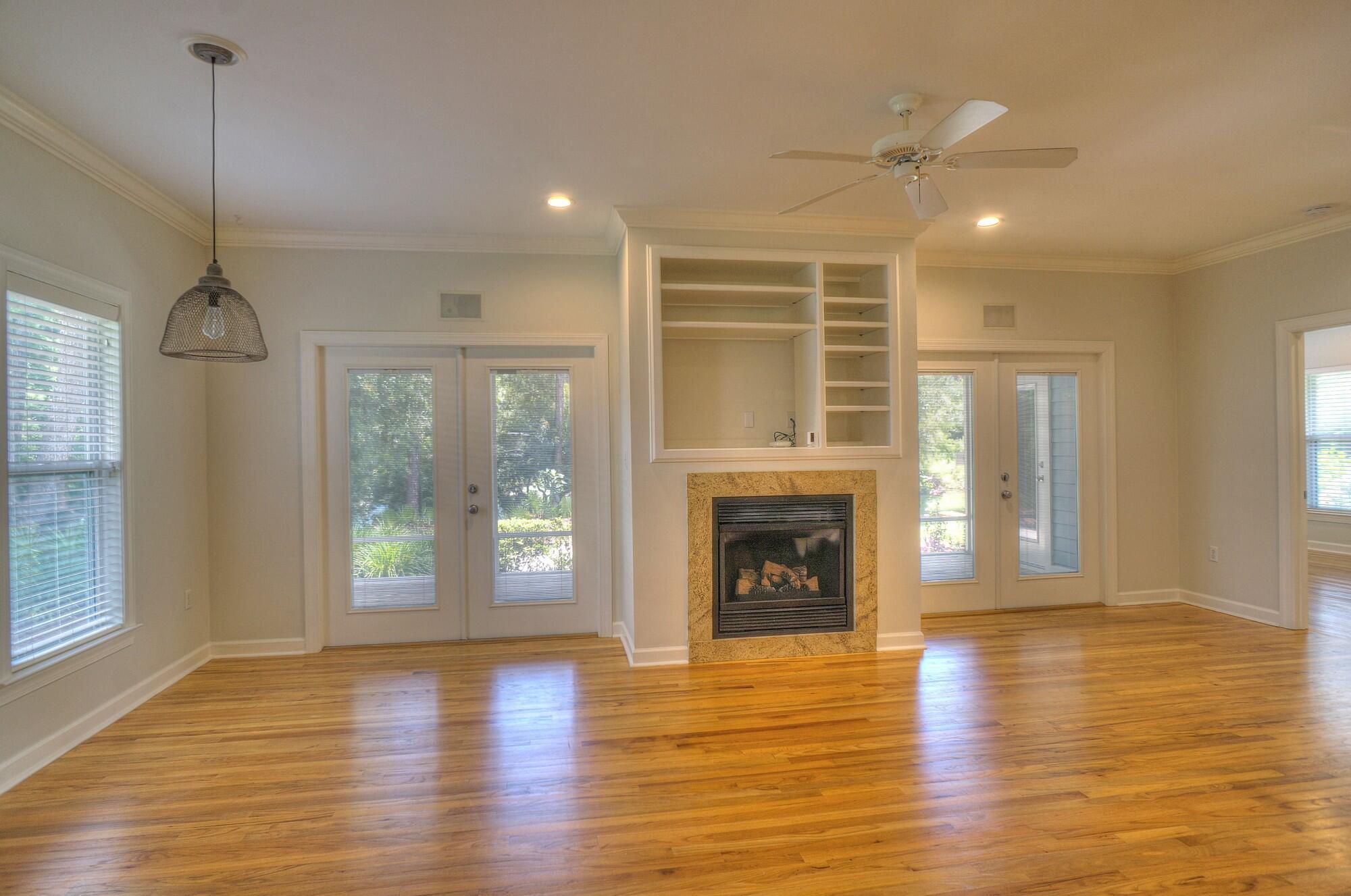 PRESTWICK PLACE - Residential
