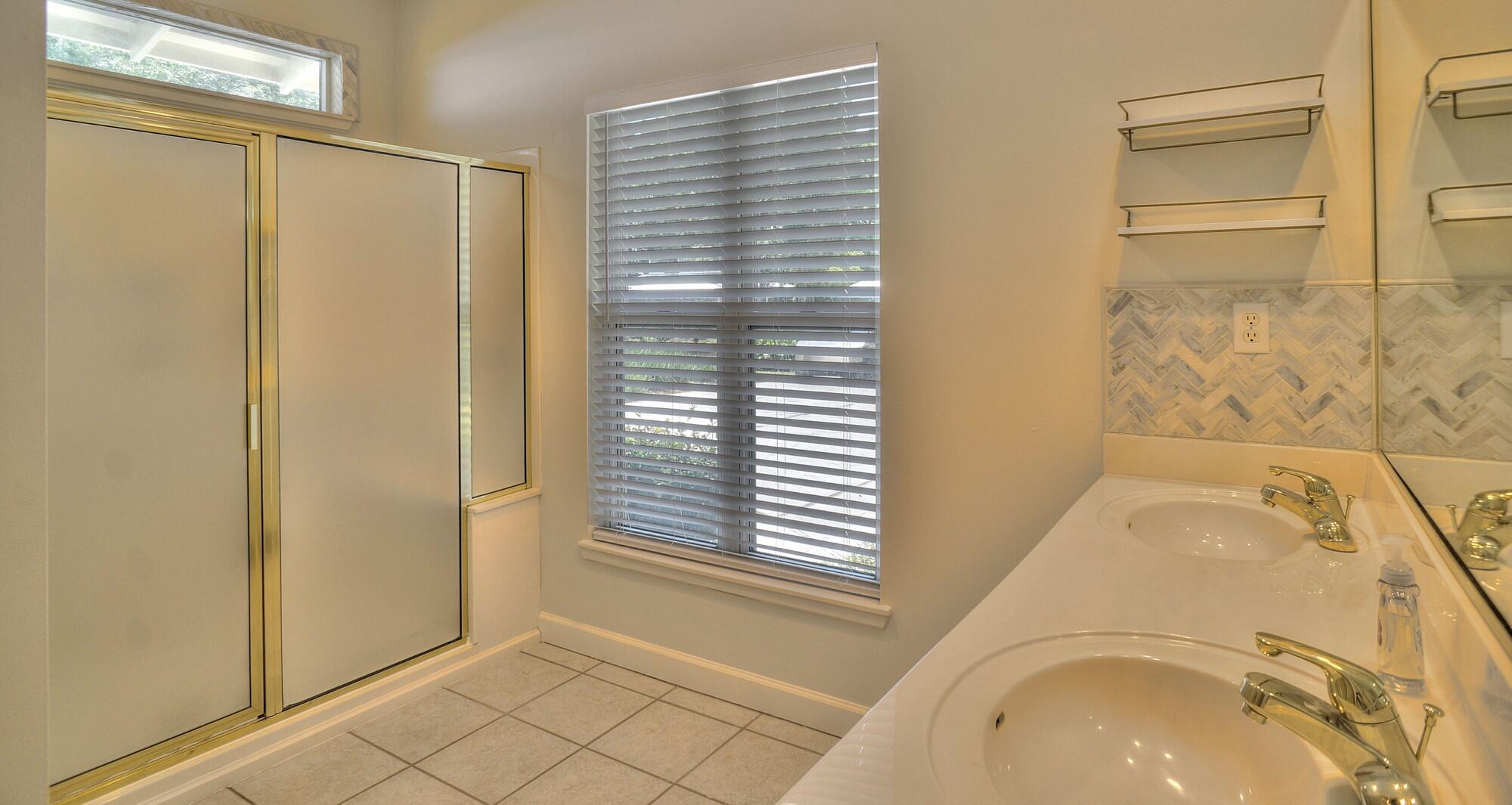 PRESTWICK PLACE - Residential