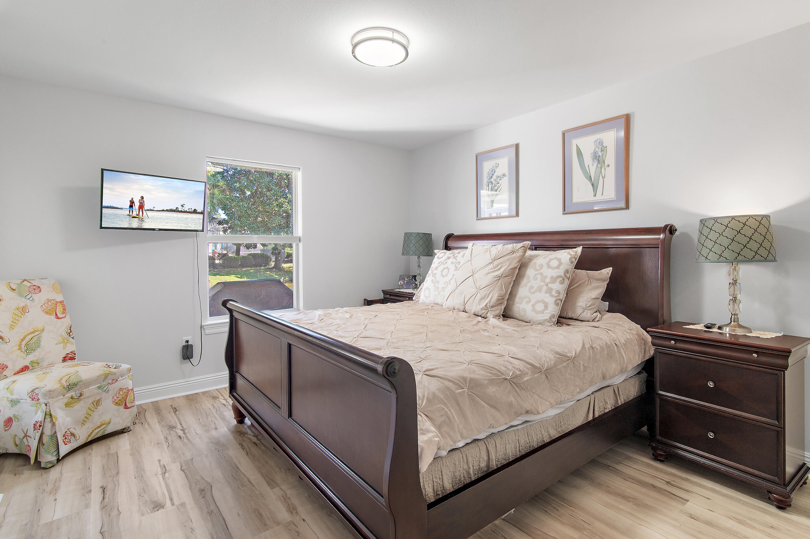 Emerald Lakes - Residential