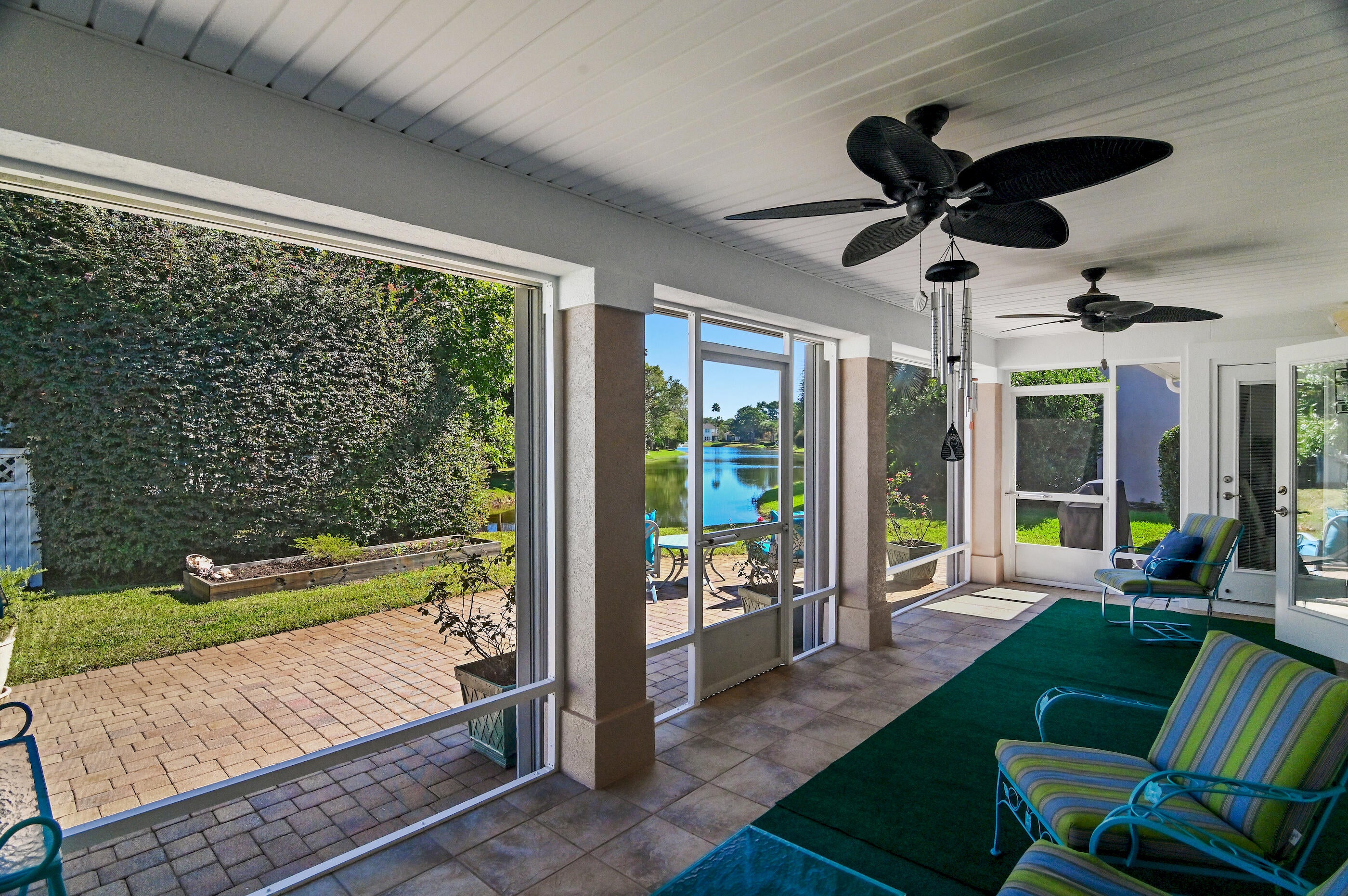 Emerald Lakes - Residential