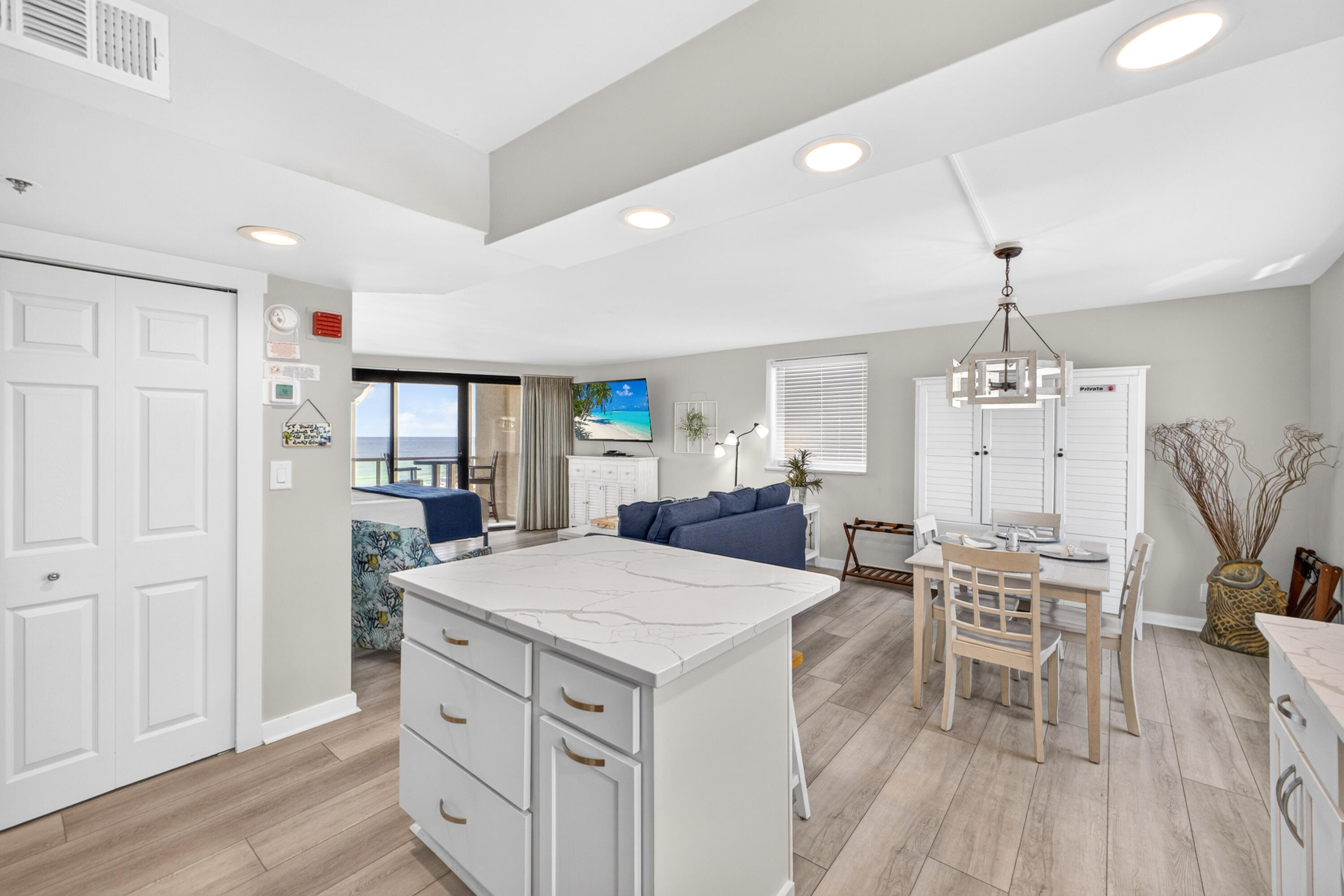 BEACHSIDE TWO - Residential