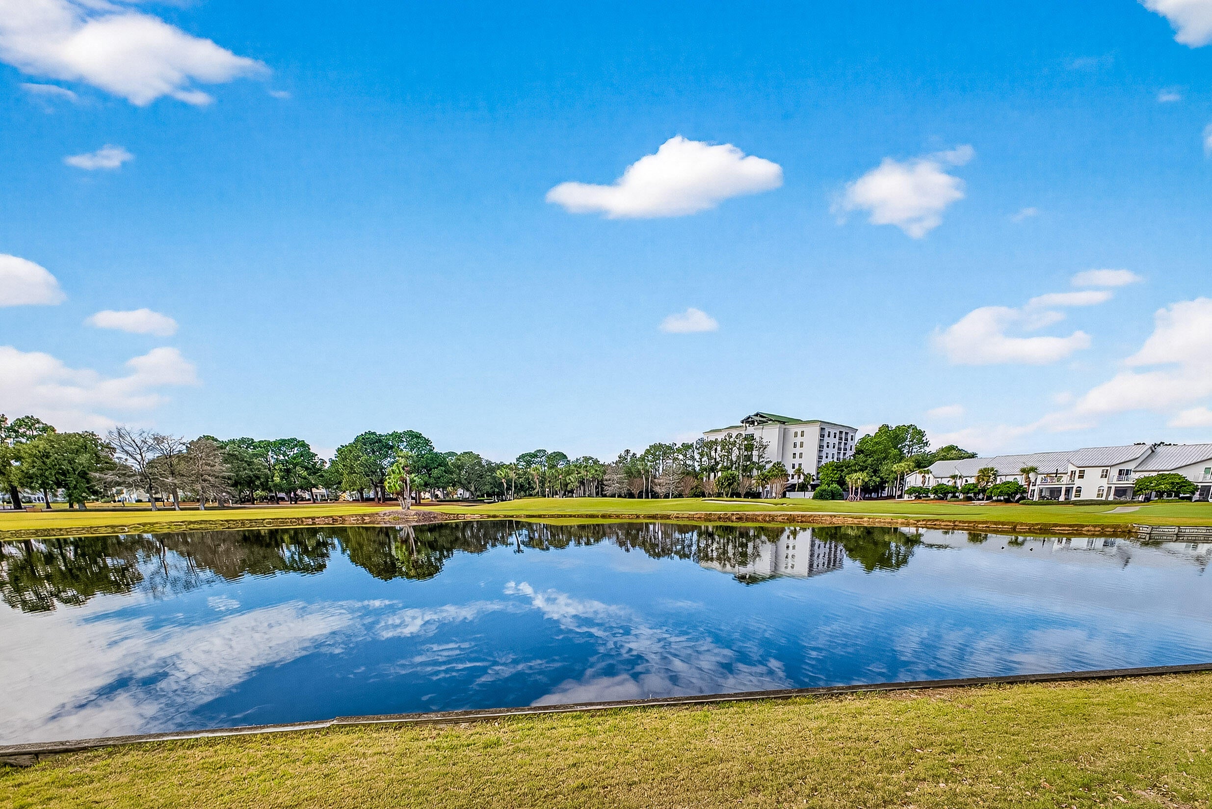 HARBOUR POINT CONDO - Residential