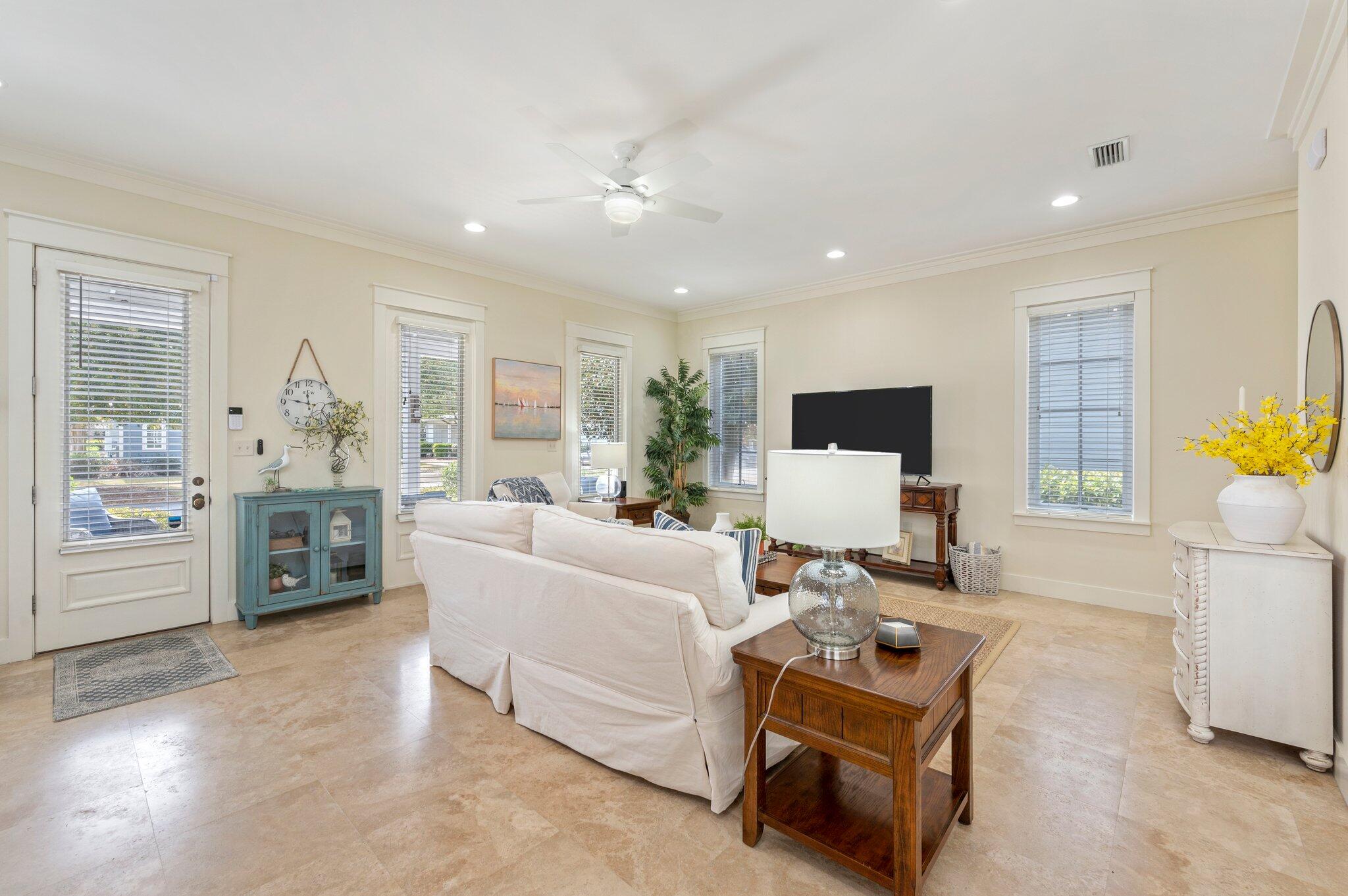 CARSON OAKS - Residential