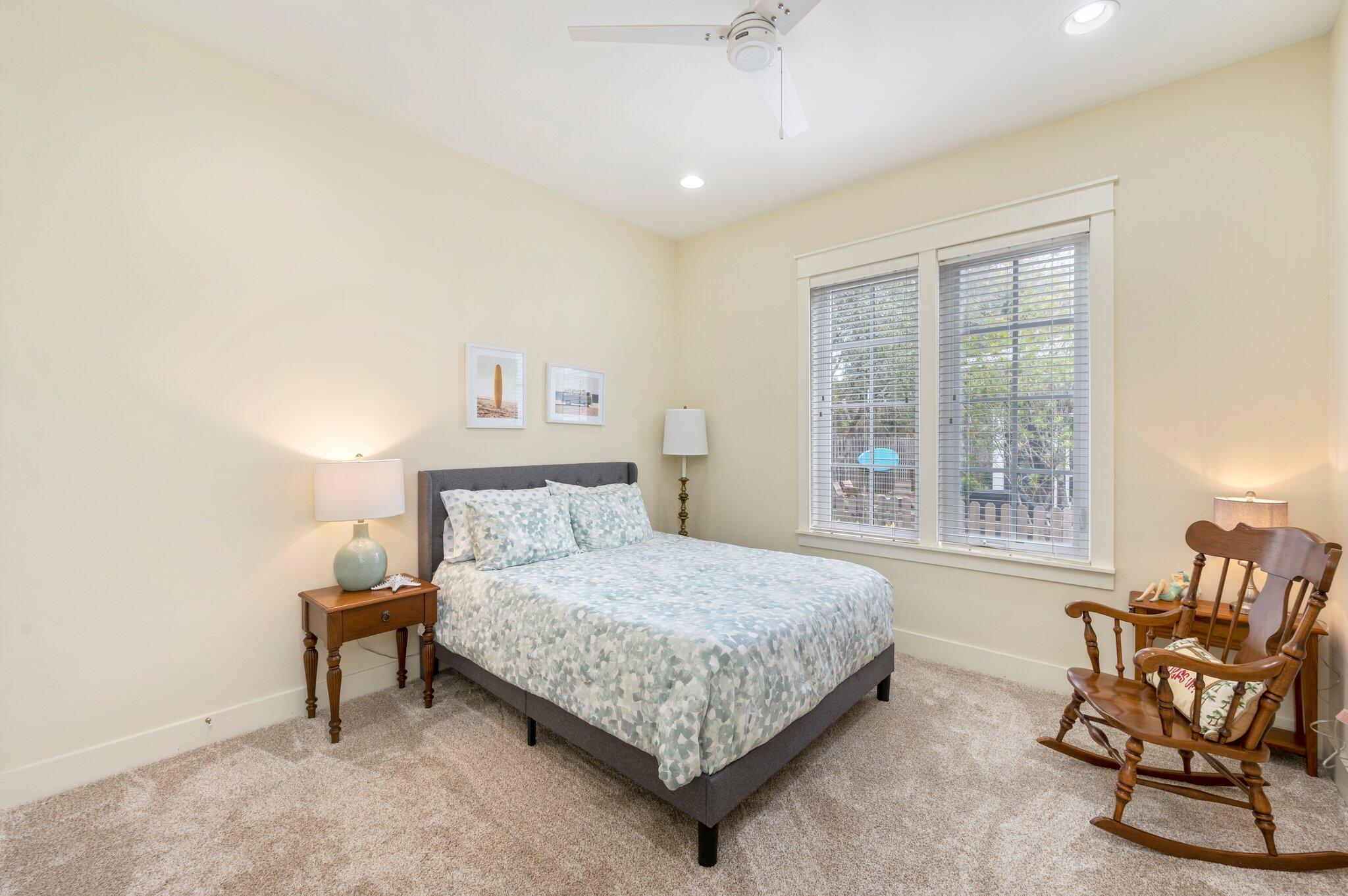 CARSON OAKS - Residential
