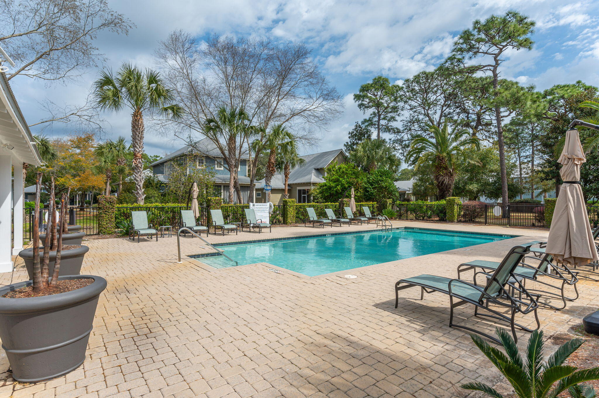 CARSON OAKS - Residential
