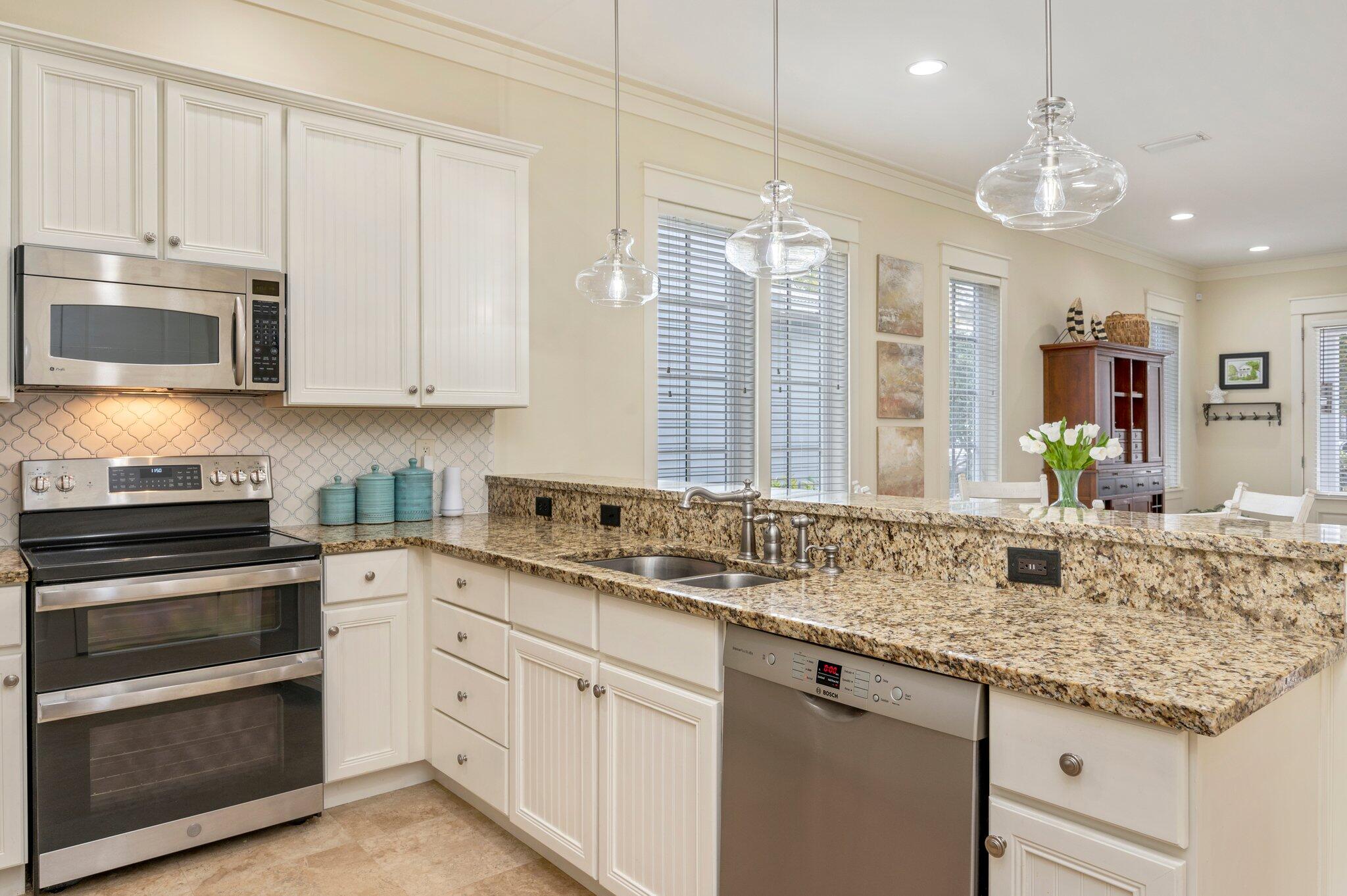 CARSON OAKS - Residential
