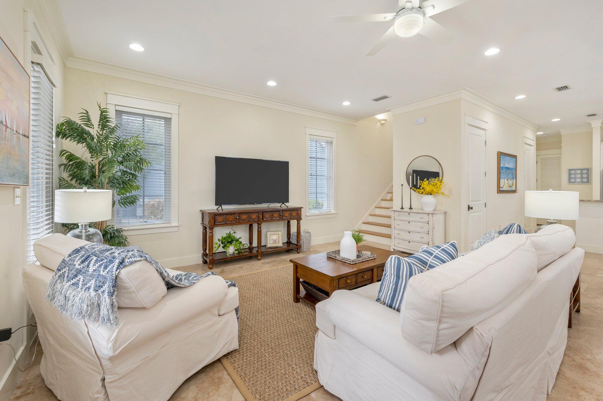 CARSON OAKS - Residential