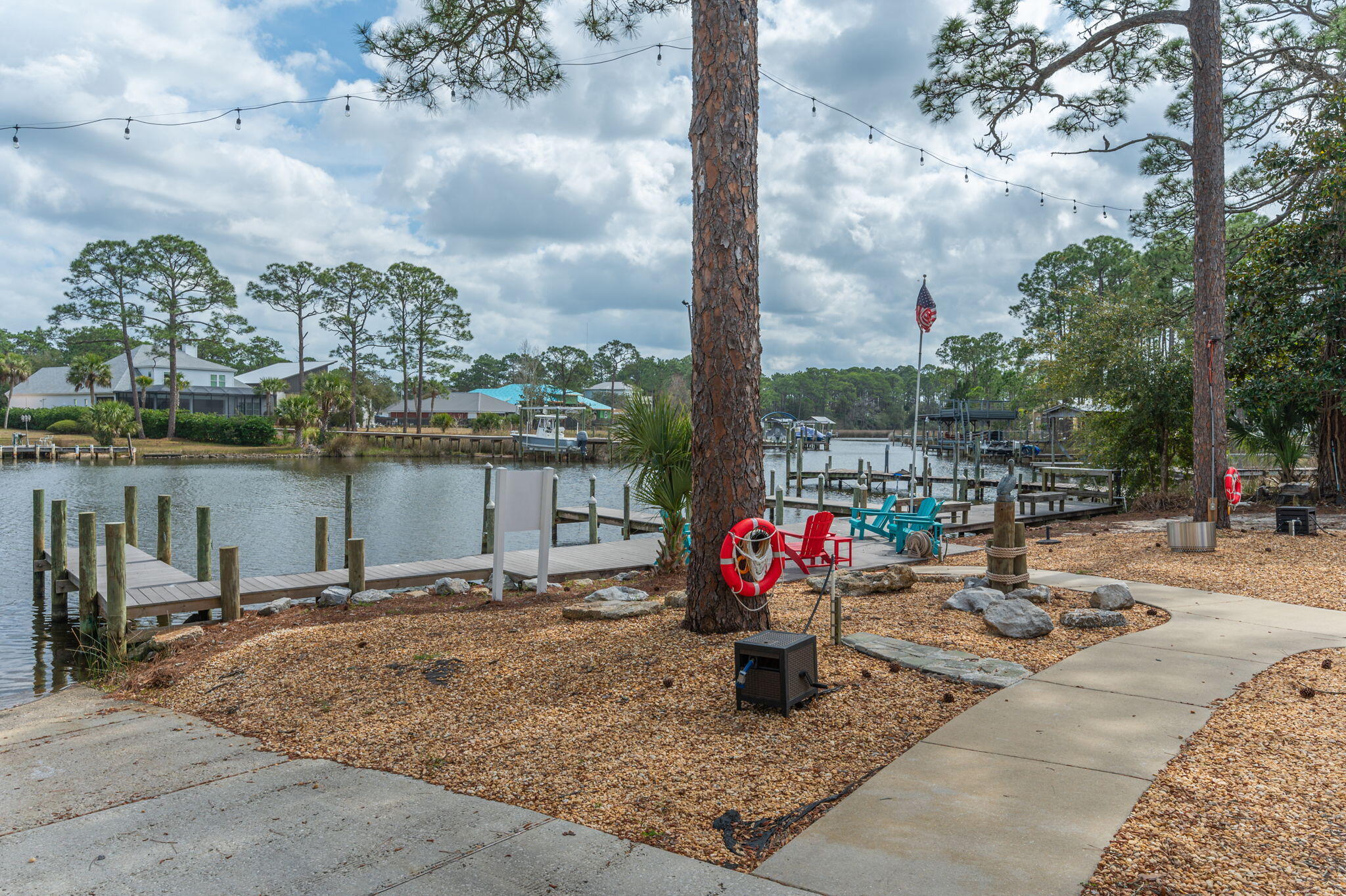 CARSON OAKS - Residential
