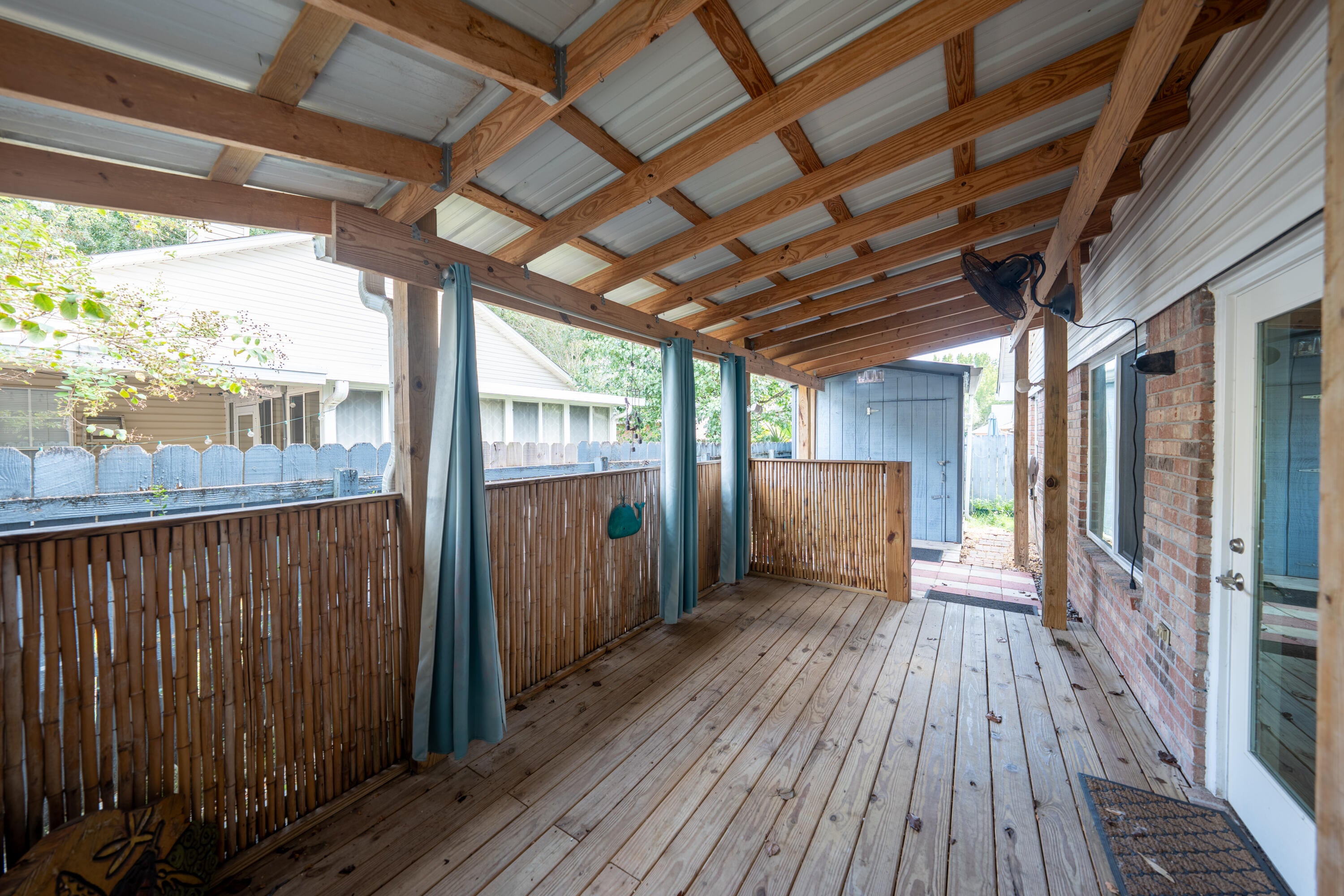 IVALEA GARDENS - Residential