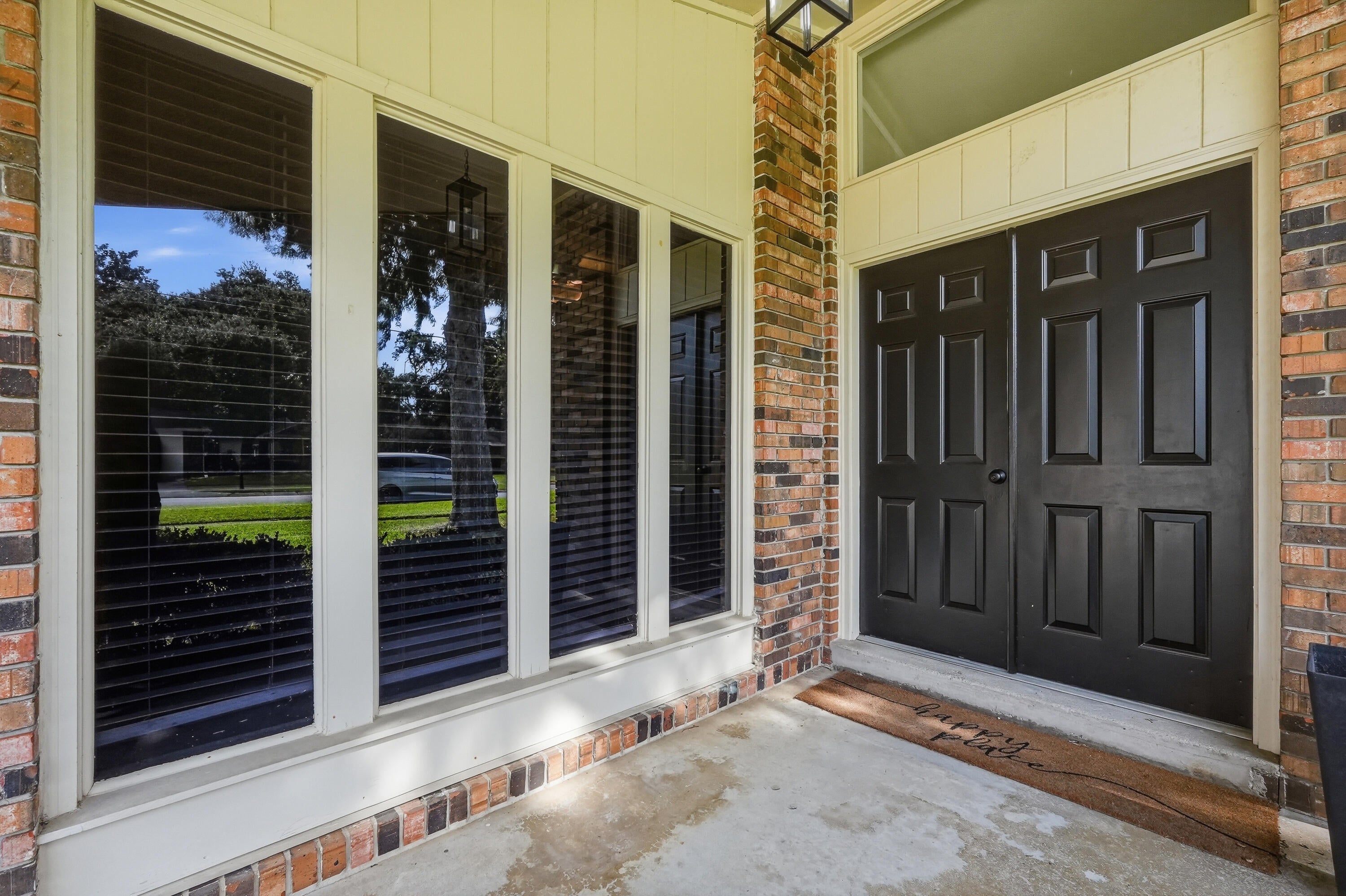COUNTRY CLUB ESTATES 1ST ADDN - Residential