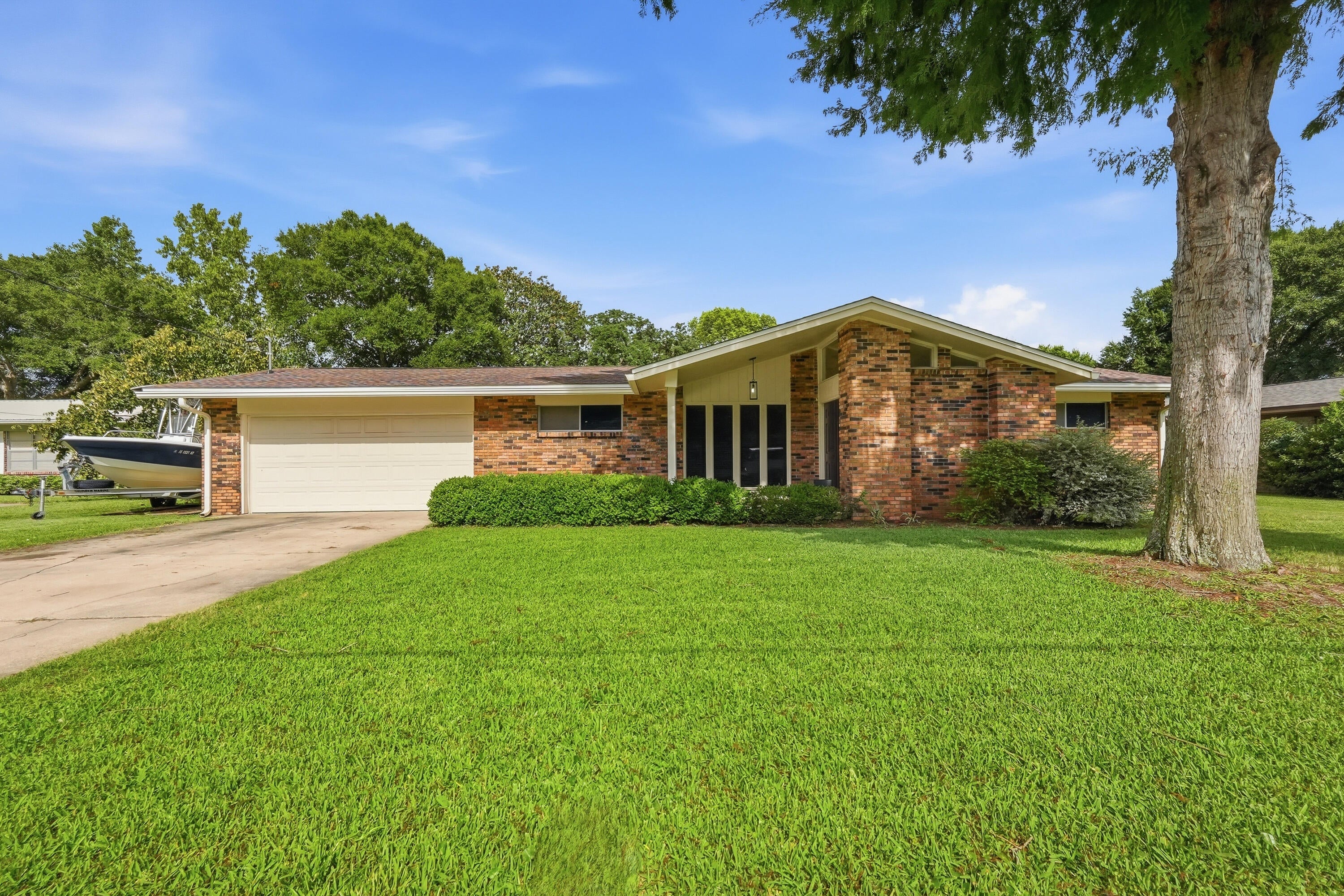 Welcome to this beautifully updated 4-bedroom, 2-bath brick home in the highly desired Kenwood subdivision of Fort Walton Beach. Thoughtfully renovated and meticulously cared for, this property offers great quality improvements and exceptional outdoor space. At the center of the home, the kitchen impresses with elegant granite countertops, upgraded appliances, and rich cabinetry that balances style and function, designed for both entertaining and relaxed daily living. The areas flow seamlessly into two generous separate living areas and a formal dining room, offering flexibility for gatherings, work, or quiet evenings at home. Step outside to your own private oasis, where the sparkling inground pool leads to a large, beautifully maintained yard. The privacy fence creates a sense of escape, perfect for sun-soaked afternoons, weekend entertaining, or peaceful evenings under the Florida sky. An oversized  two-car garage adds the convenience of sheltered parking and additional storage, while the backyard workshop provides a great area for tools and home projects. Major home improvements include a new roof (2025), HVAC system (2021), Hot Water Heater (2021), and a Full House Generac Generator (2021).
Nestled in one of Fort Walton Beach's most established and centrally located neighborhoods, this property is just a few miles from shopping, dining, parks, schools, military bases, medical facilities & beaches. Buyer to verify all information for accuracy.