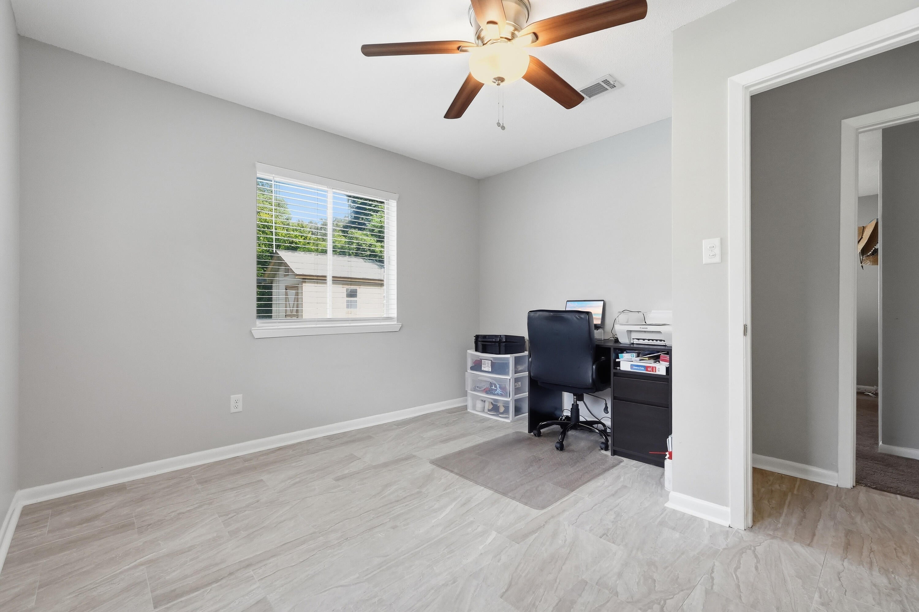 COUNTRY CLUB ESTATES 1ST ADDN - Residential