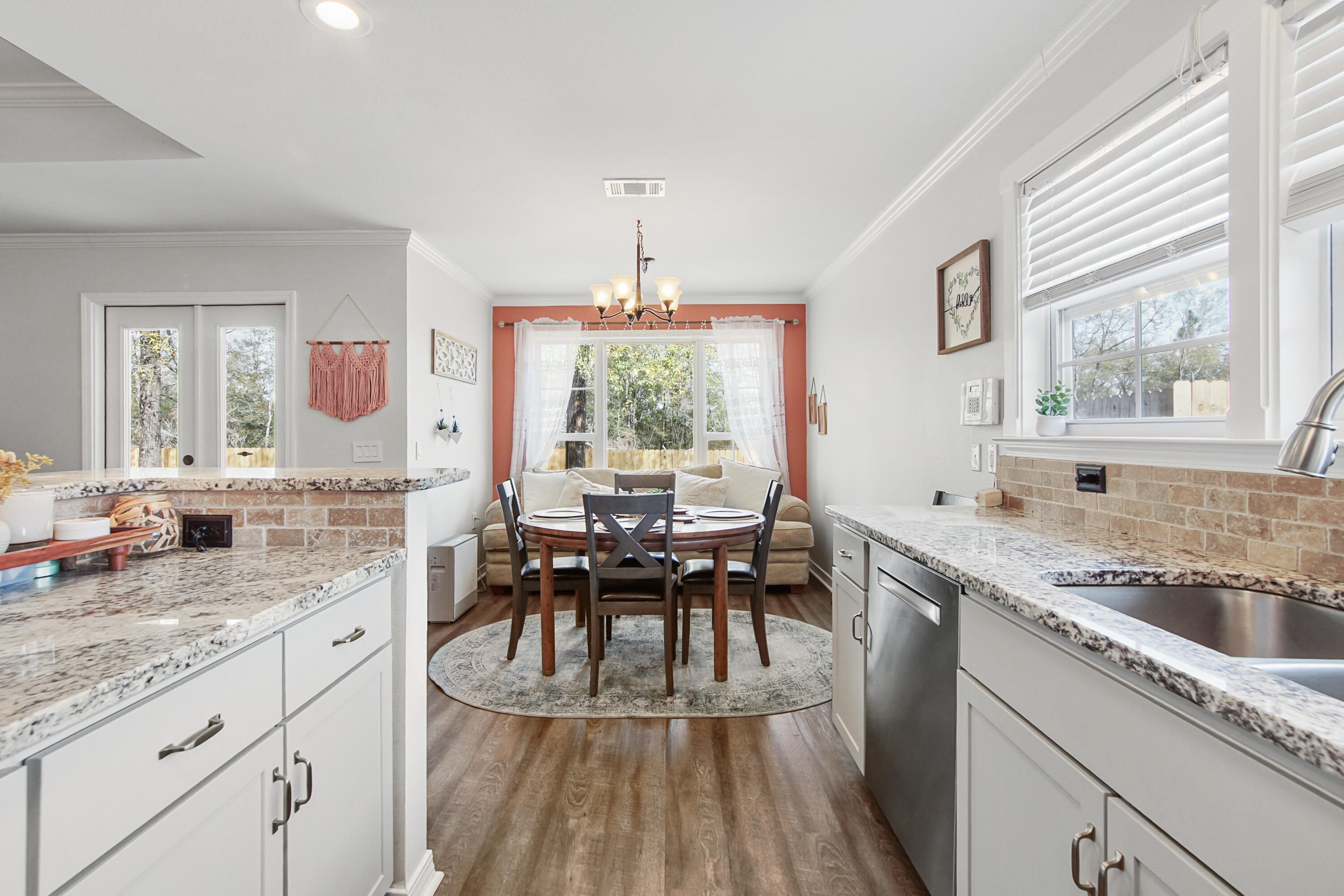 HUNTERS' RIDGE - Residential Lease