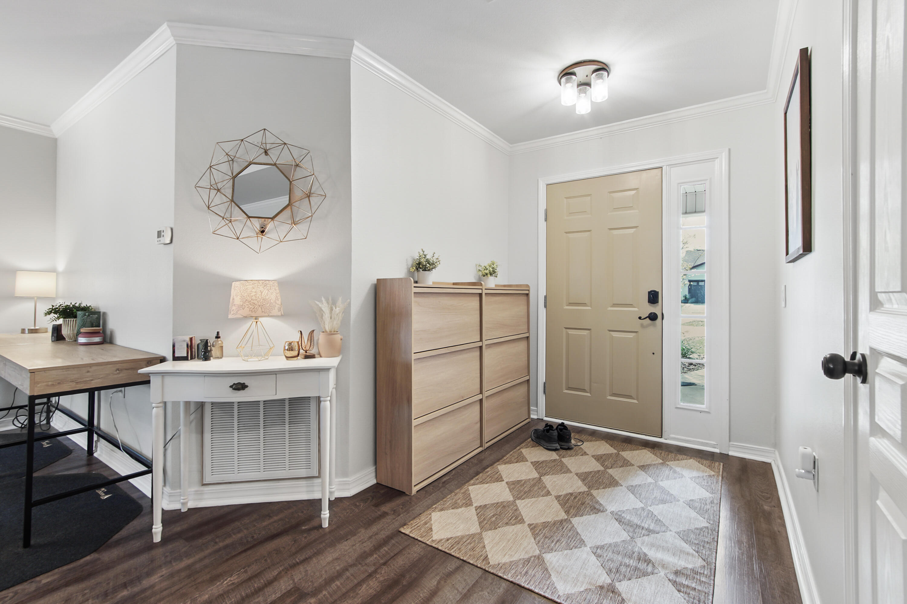 HUNTERS' RIDGE - Residential Lease