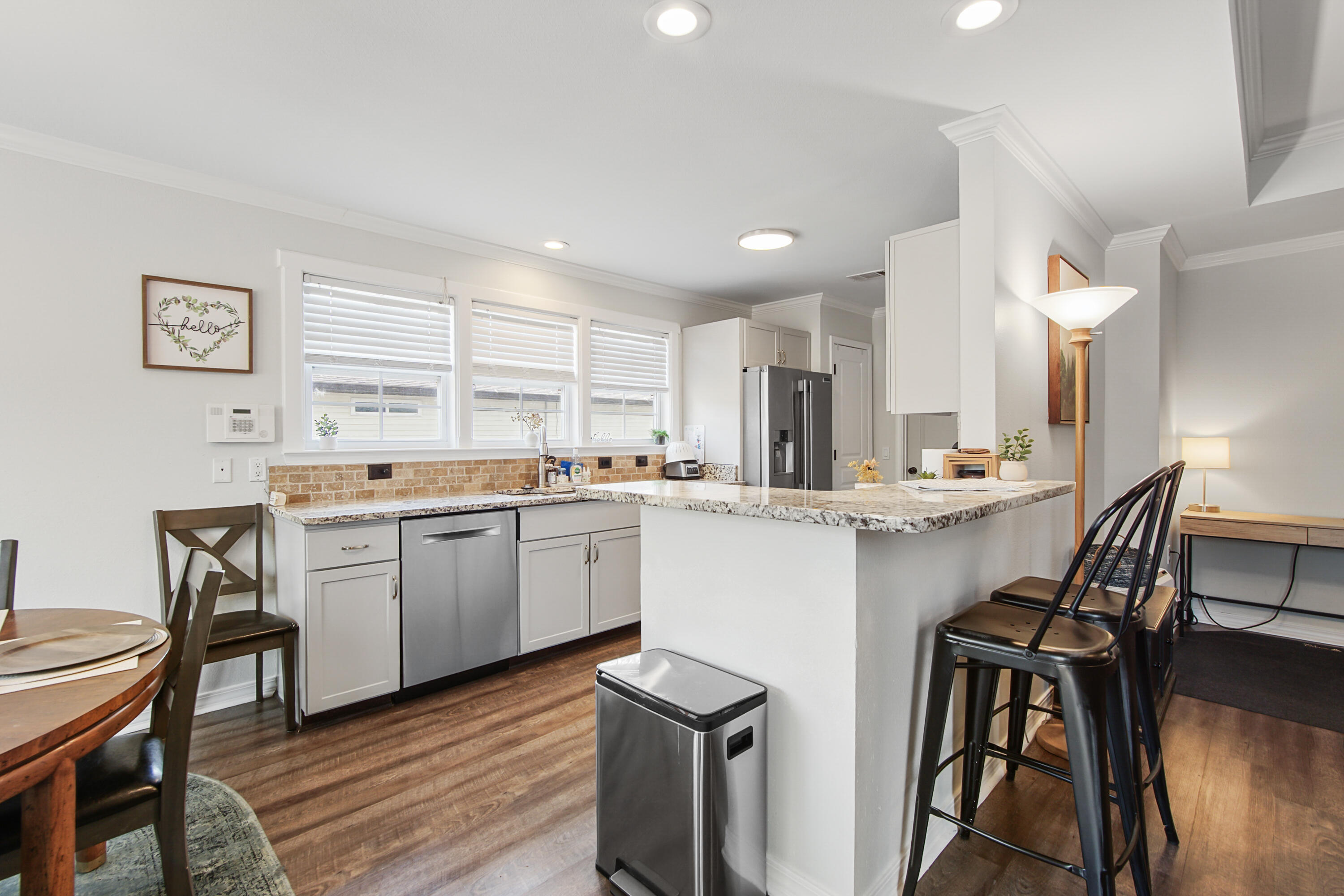 HUNTERS' RIDGE - Residential Lease
