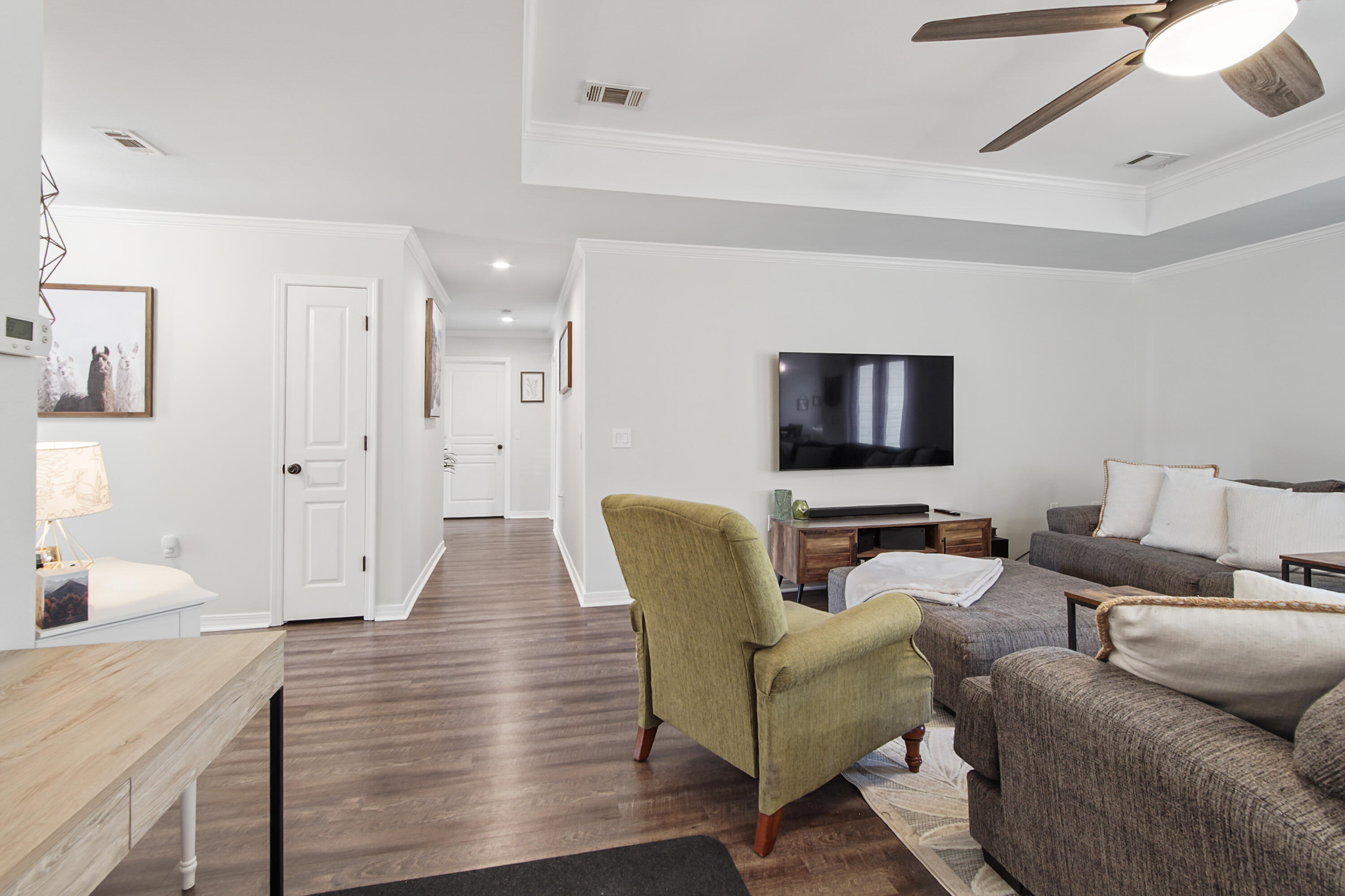 HUNTERS' RIDGE - Residential Lease