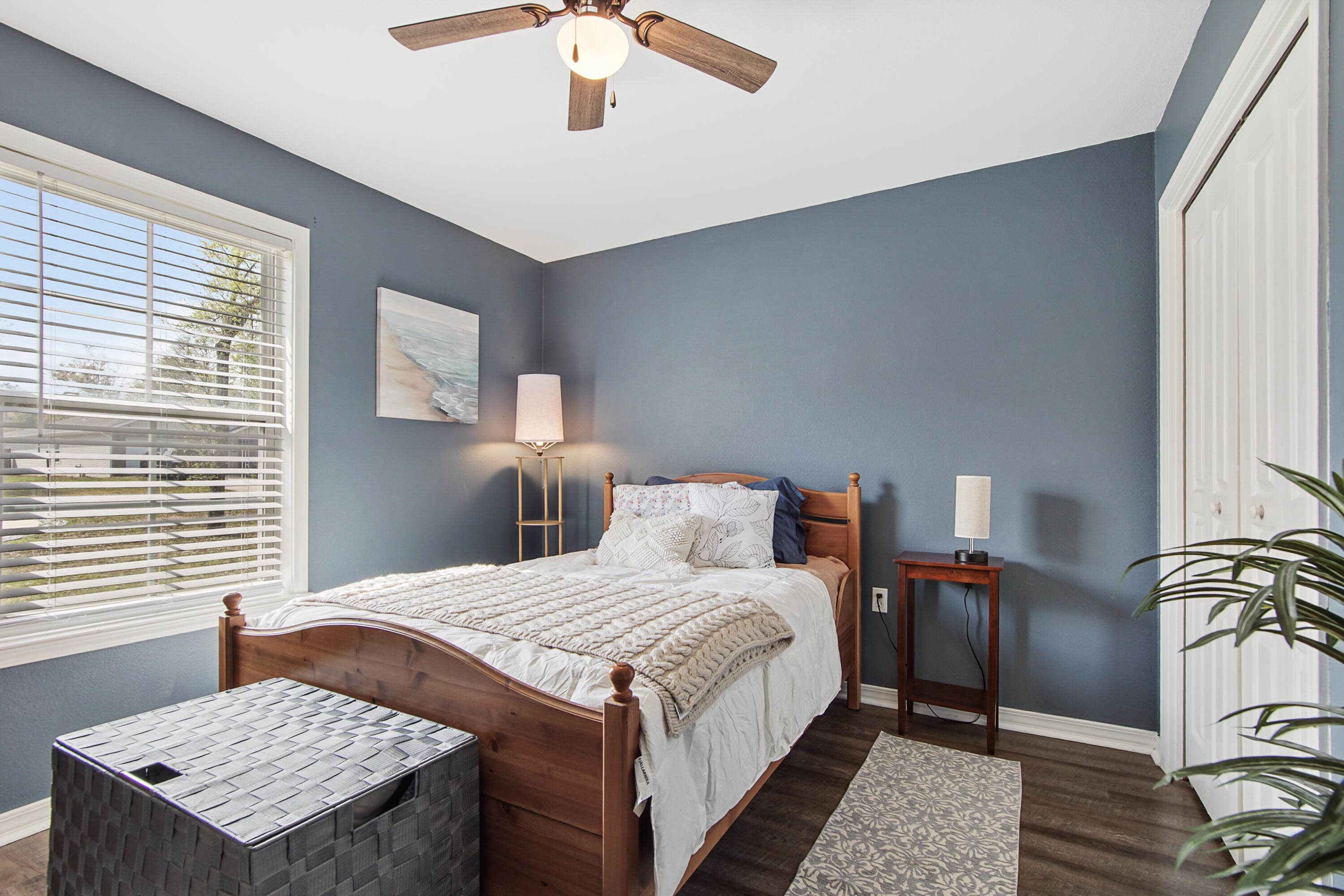 HUNTERS' RIDGE - Residential Lease