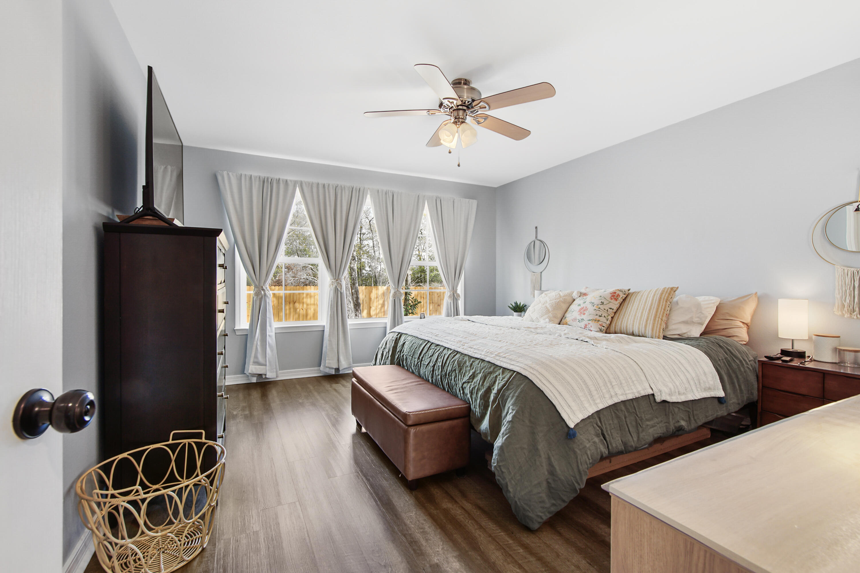 HUNTERS' RIDGE - Residential Lease