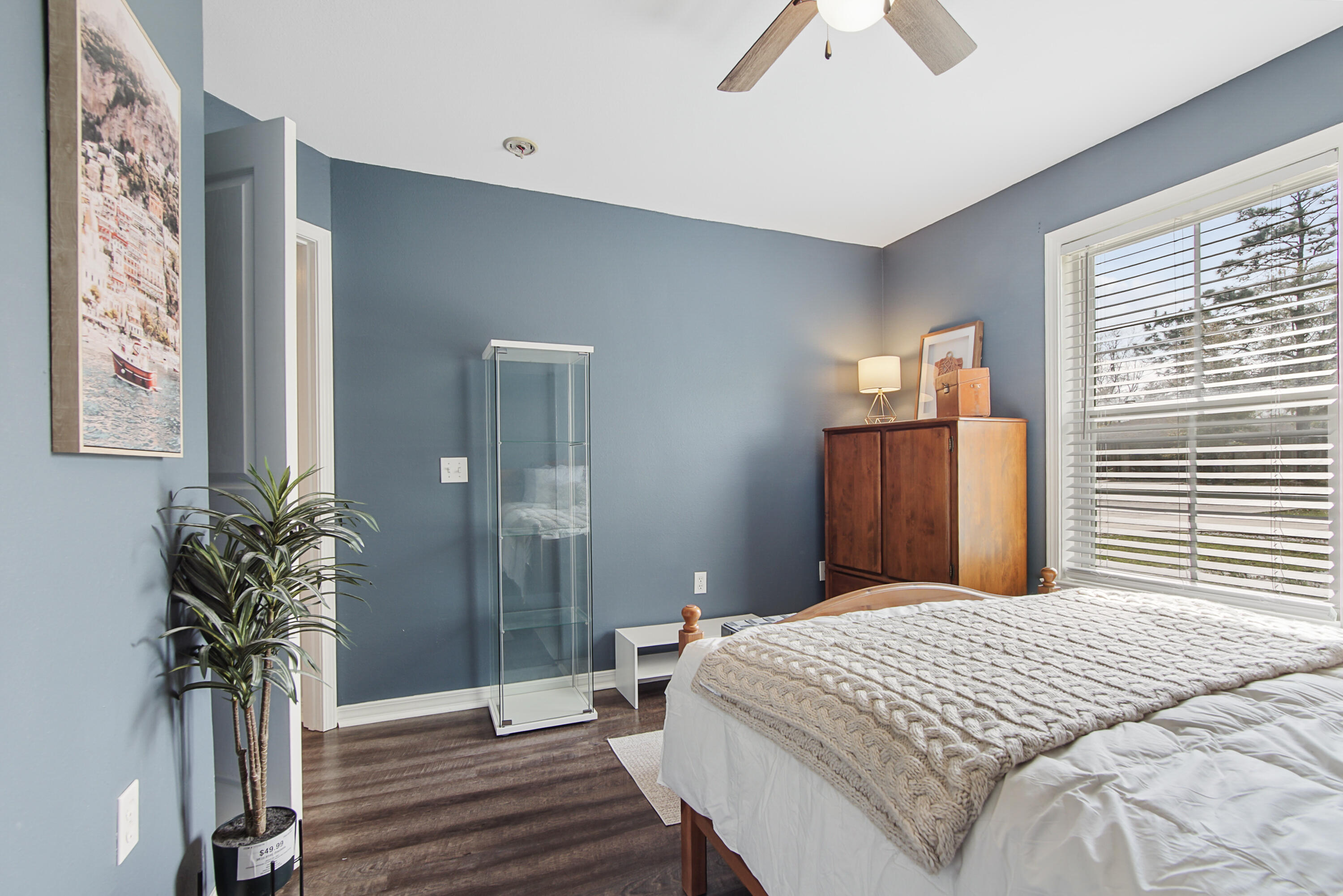 HUNTERS' RIDGE - Residential Lease