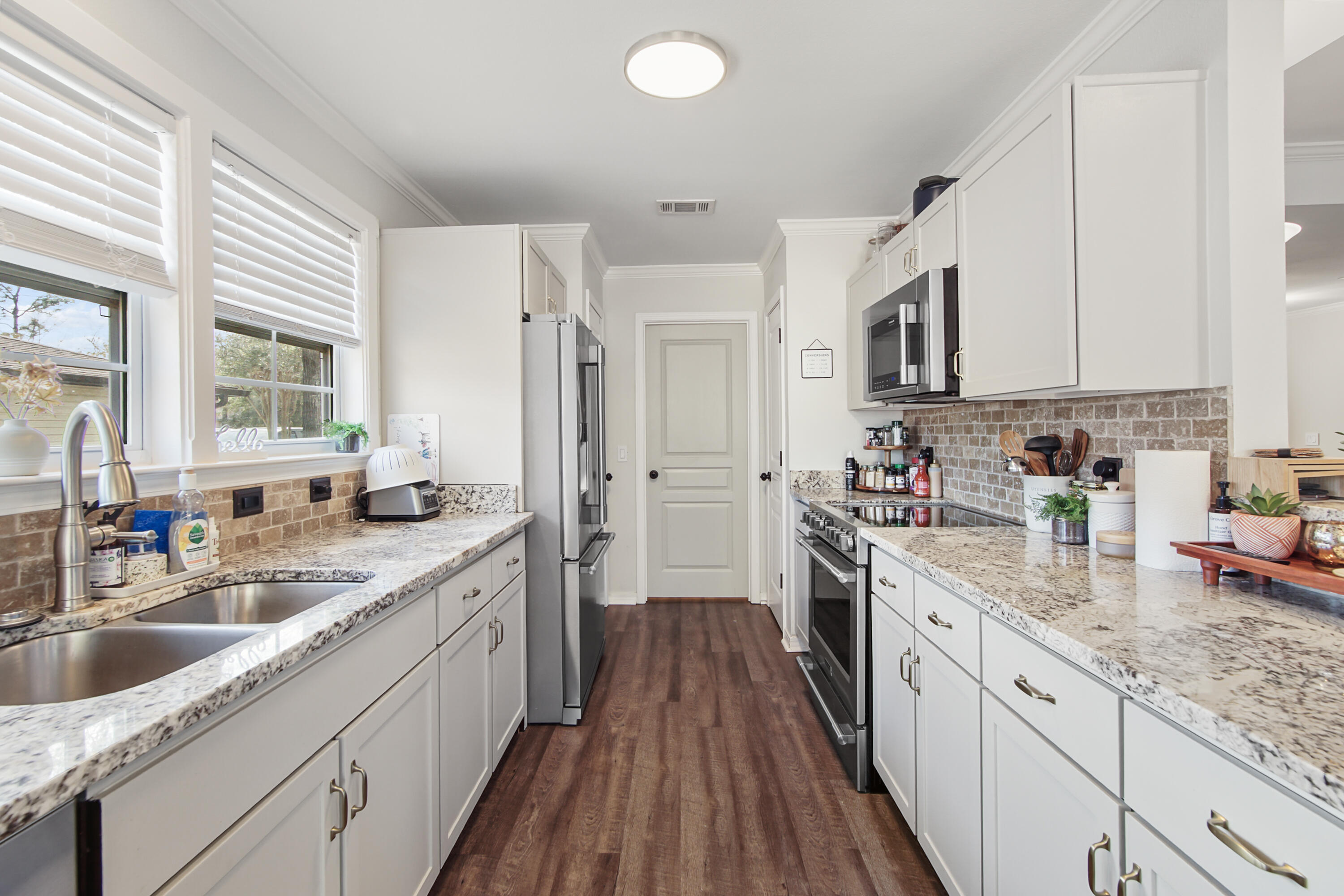 HUNTERS' RIDGE - Residential Lease