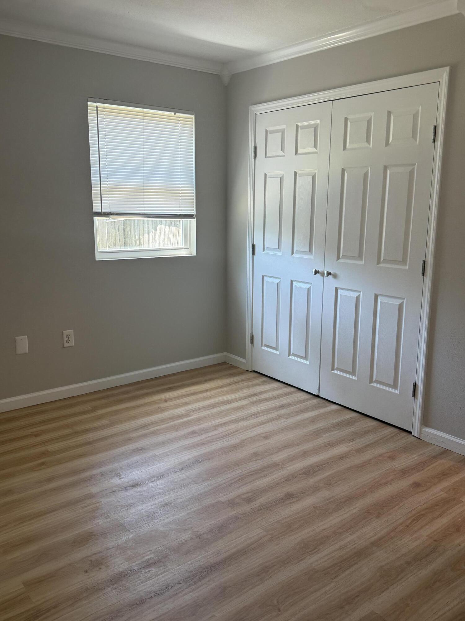 COLONY EST 3RD ADD LOT 11 BLK G - Residential Lease