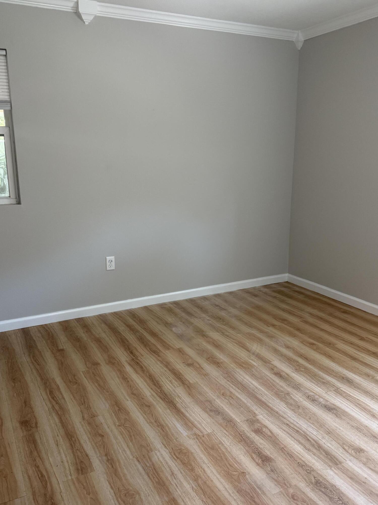 COLONY EST 3RD ADD LOT 11 BLK G - Residential Lease