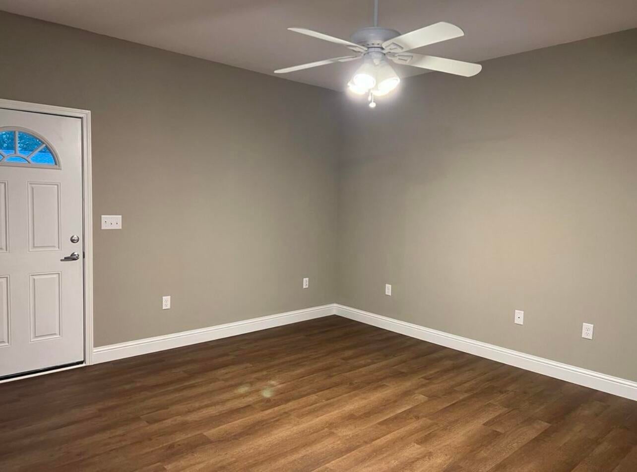 OAKWOOD HILLS UNIT 1 - Residential
