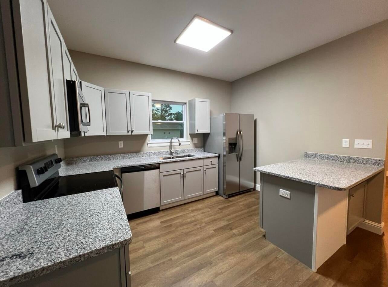 OAKWOOD HILLS UNIT 1 - Residential