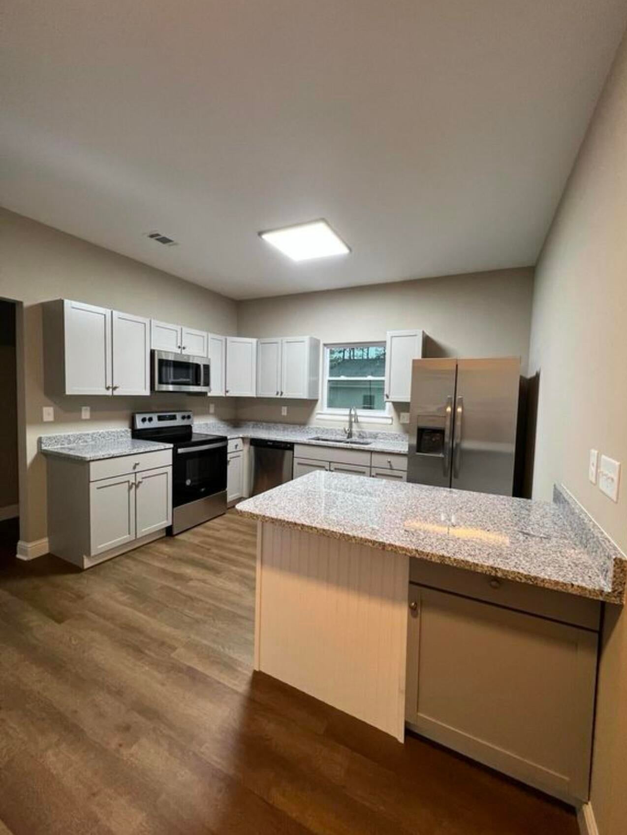 OAKWOOD HILLS UNIT 1 - Residential