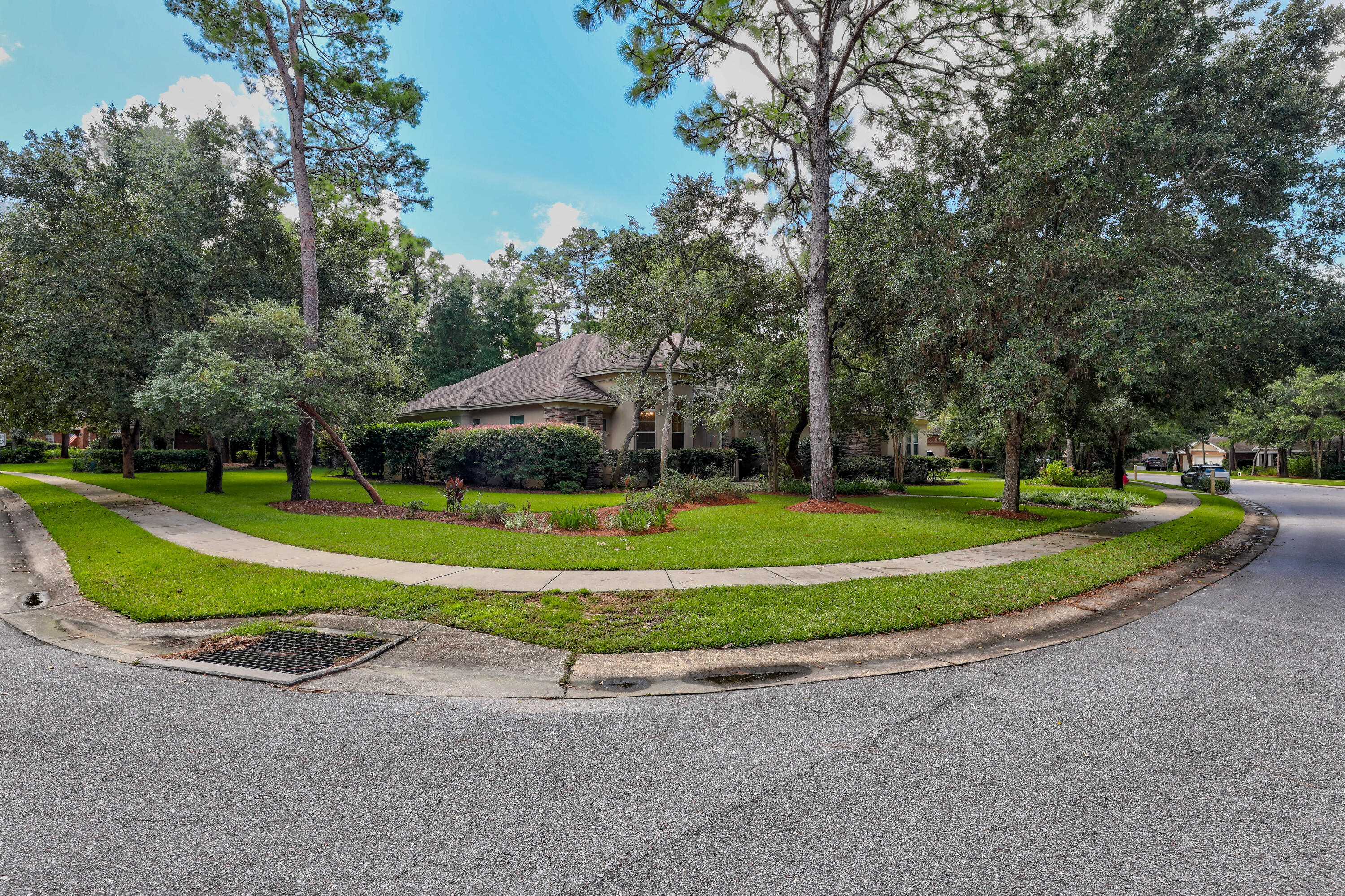 SWIFT CREEK PH VI - Residential