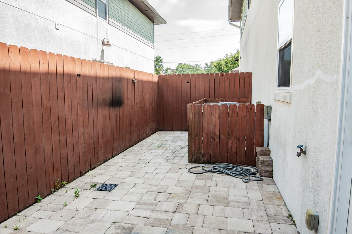 Destin Oaks - Residential Lease