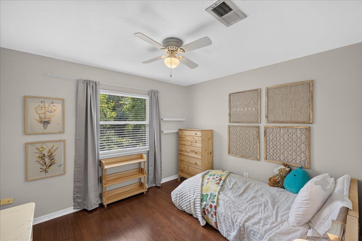 EDGEWATER VILLAGE - Residential