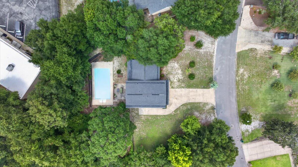 EDGEWATER VILLAGE - Residential